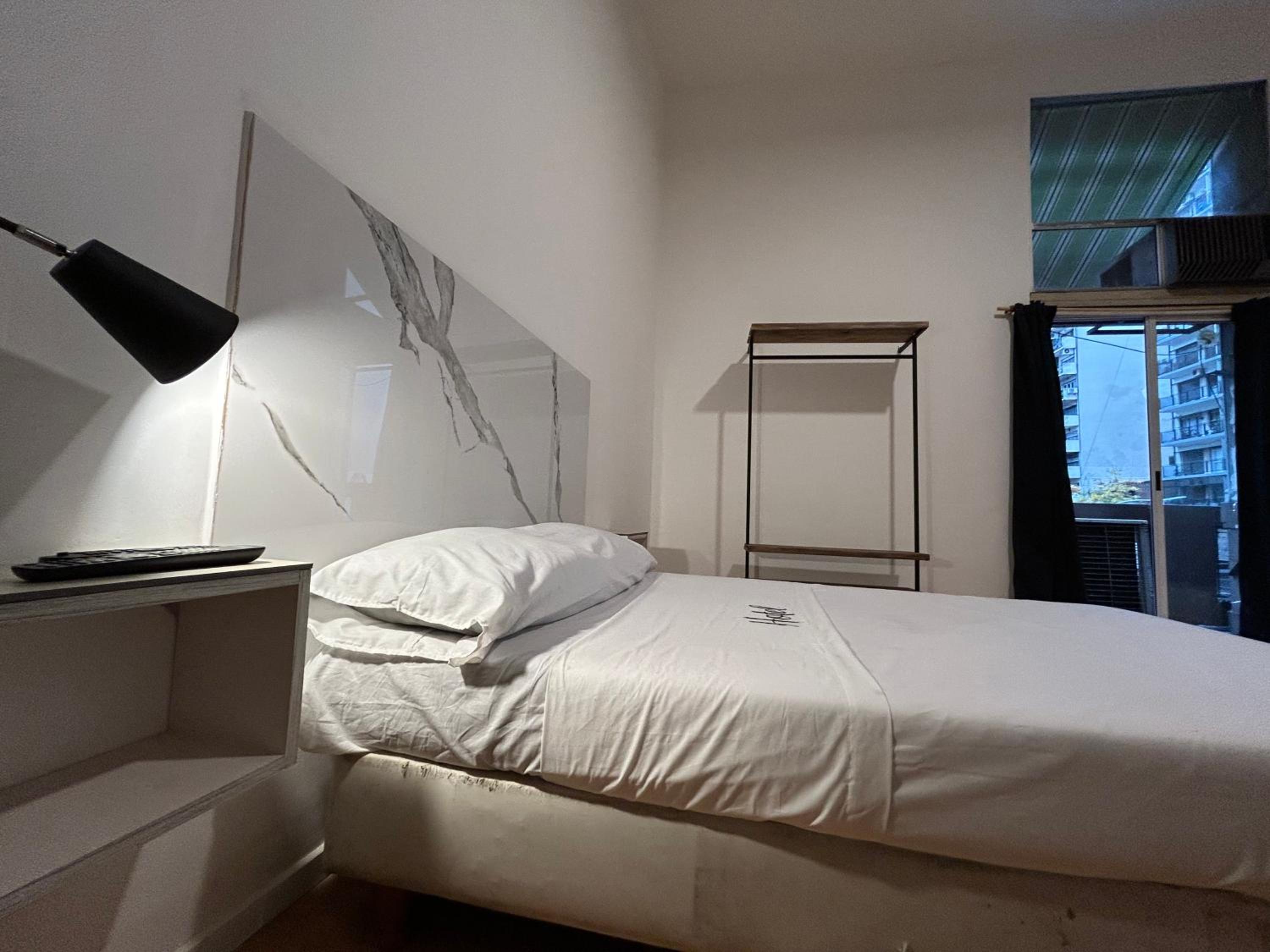 Suites Santa Fe departamento, a 200 mts de facultad y hospitales aledaños