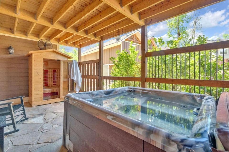 Splash Mountain Lodge by Eden Crest view 3