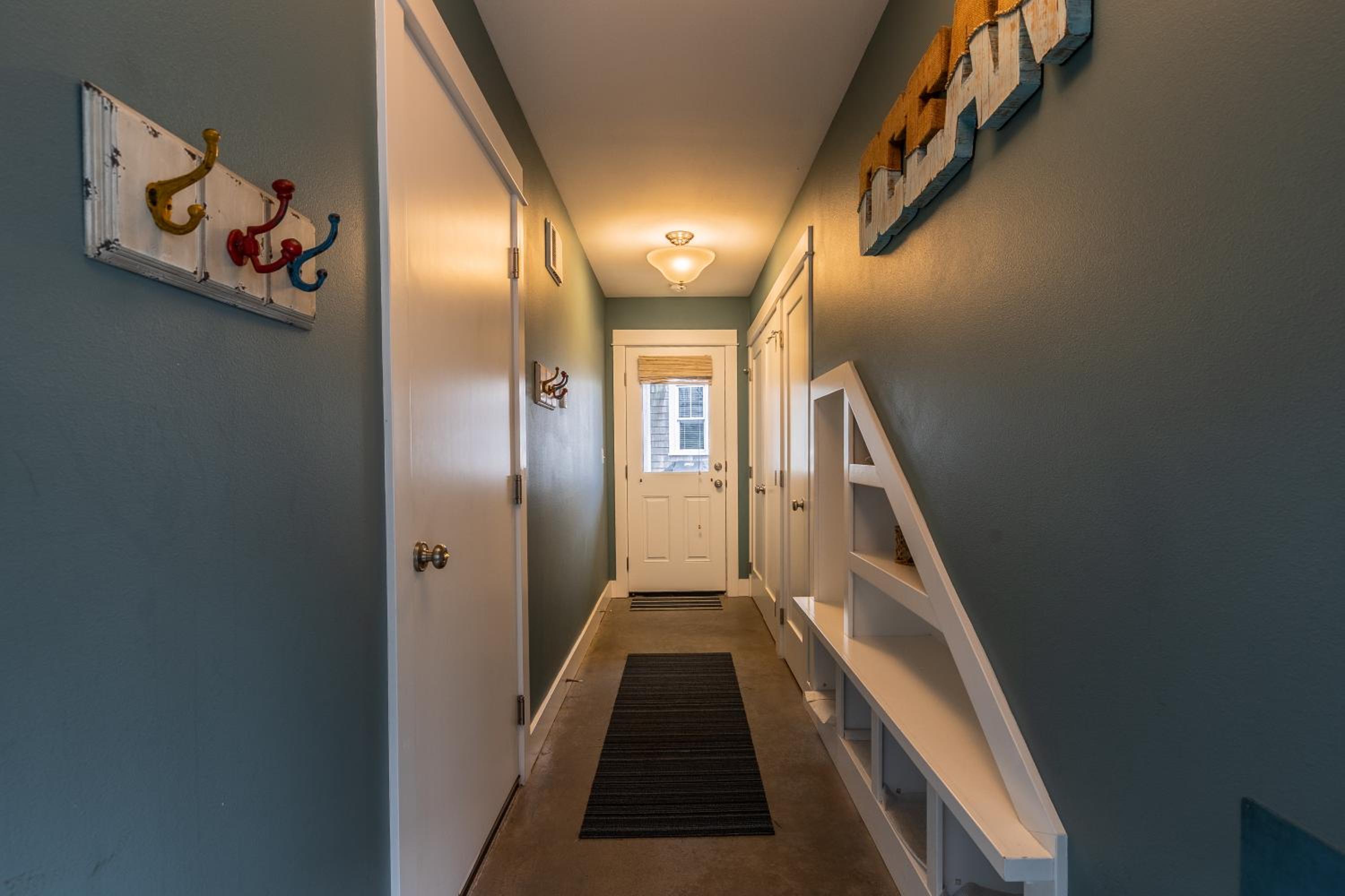 A Hop Skip n Away by Seabrook Hospitality view 4