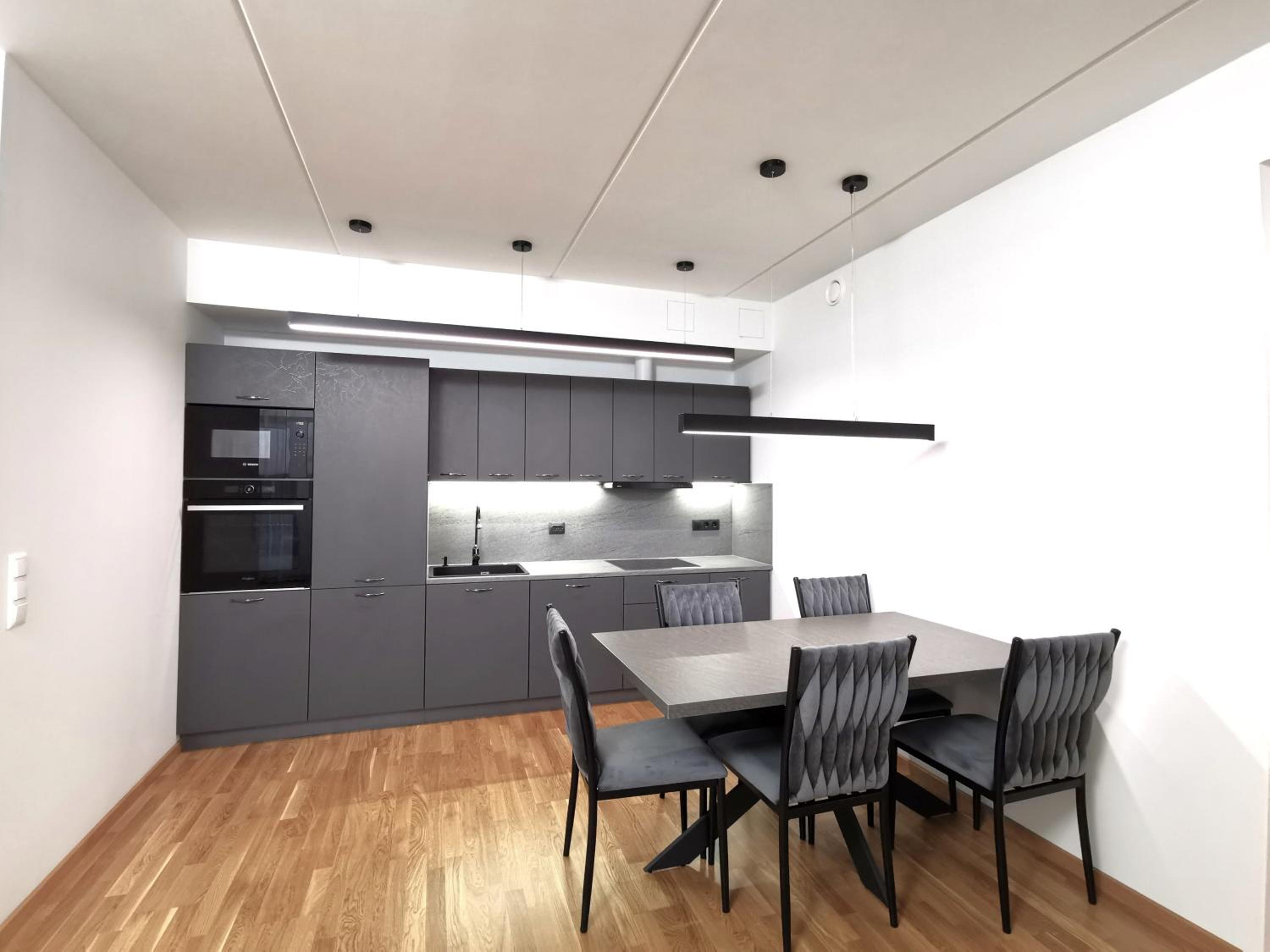 SEA VIEW APARTEMENT