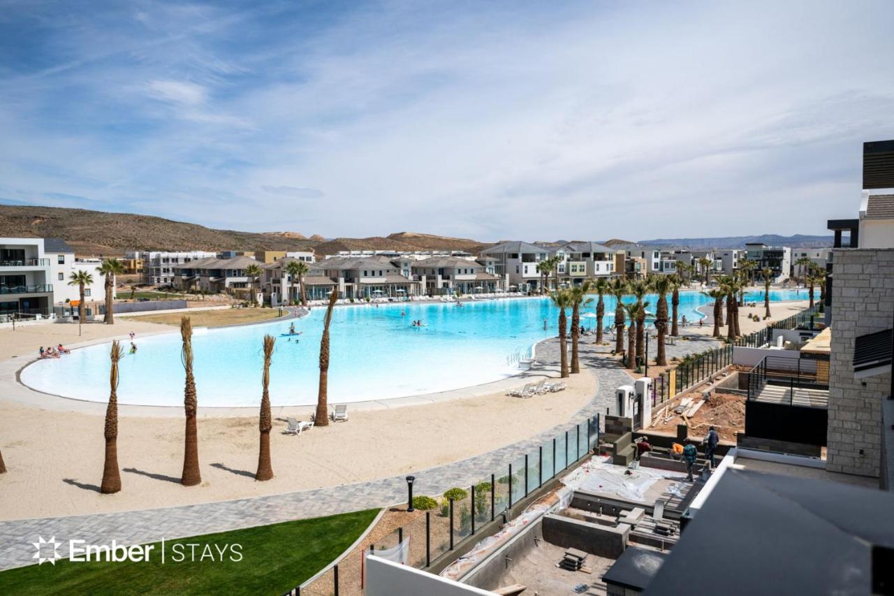 Sunny Days at Desert Color (by Ember Stays) view 4