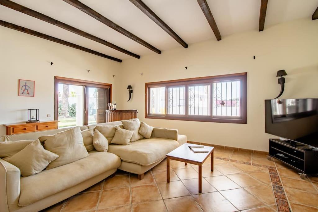 Verianmar 4 bedroom villa in Sotogrande with Pool view 5