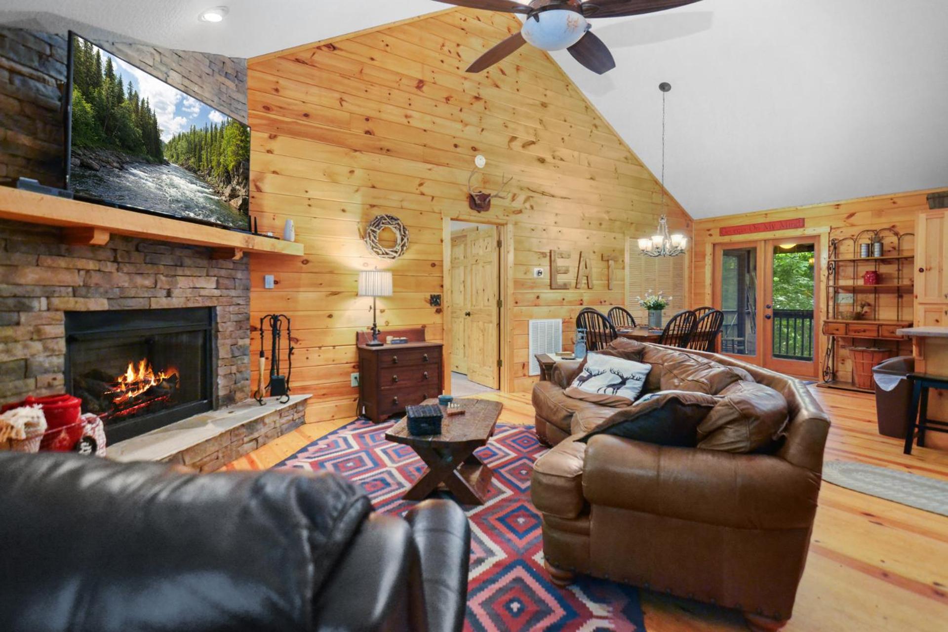 Large Cabin to Enjoy in Coosawattee River Resort view 5