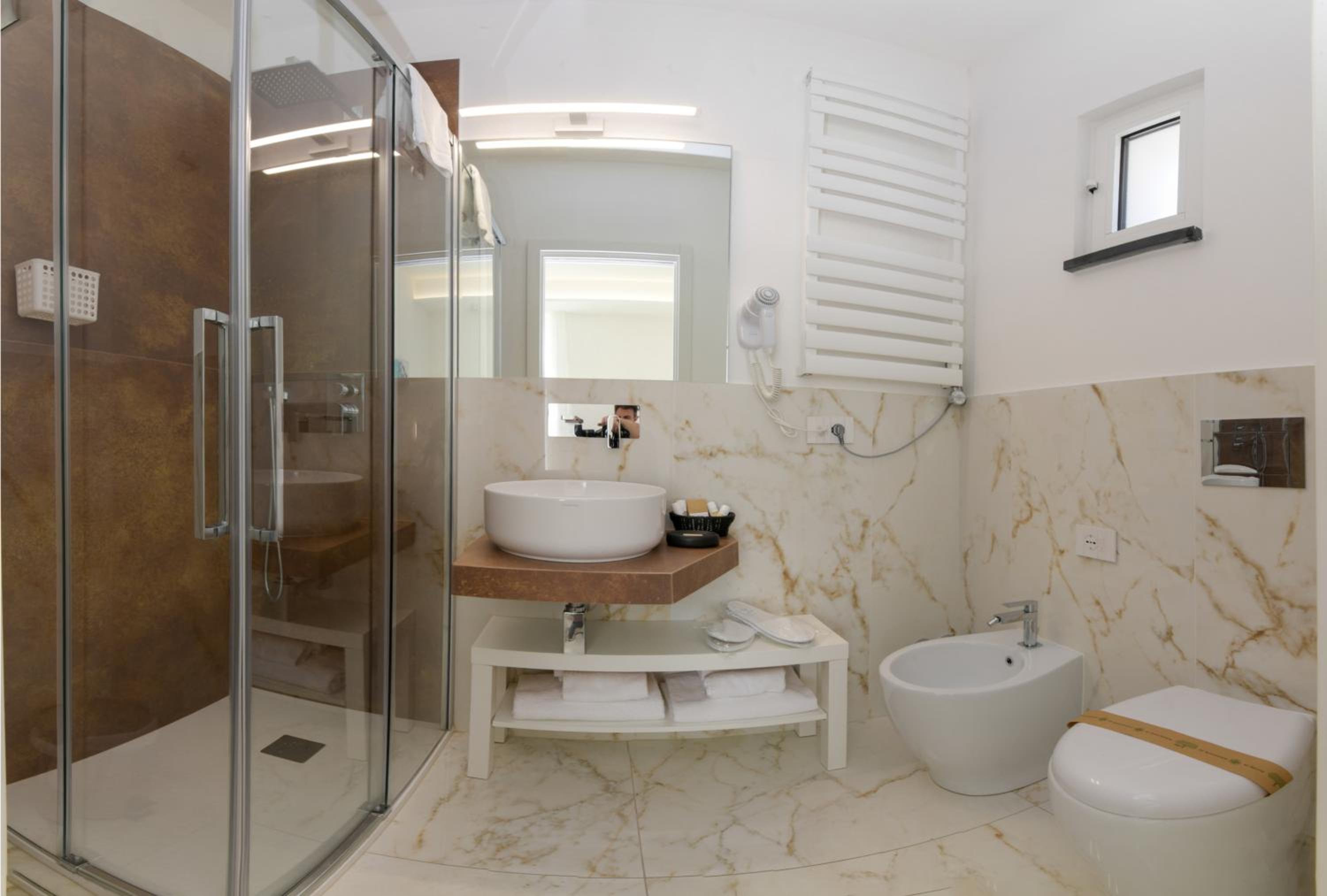 Donna Adriana Rooms