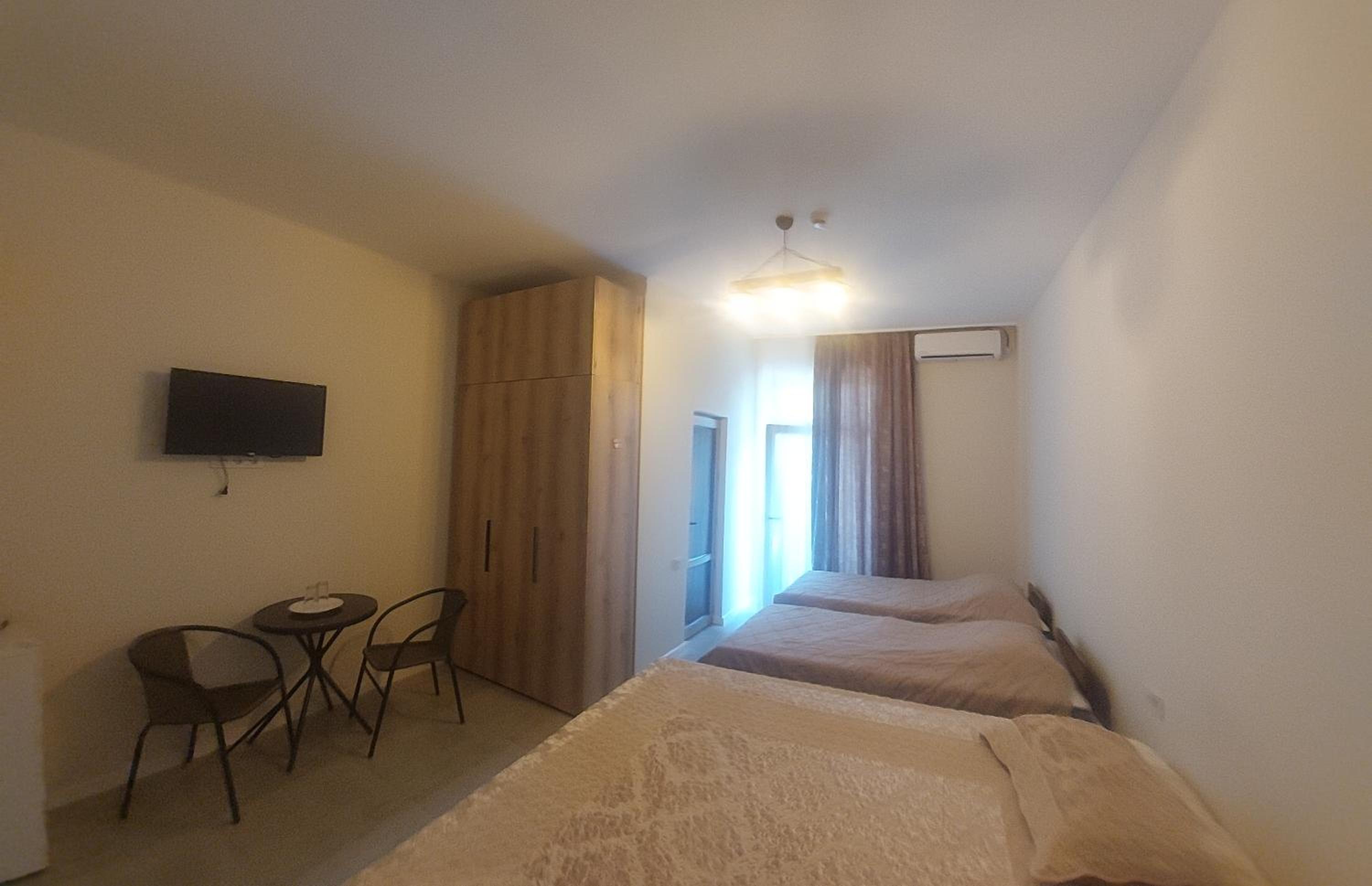 Hotel Barbare