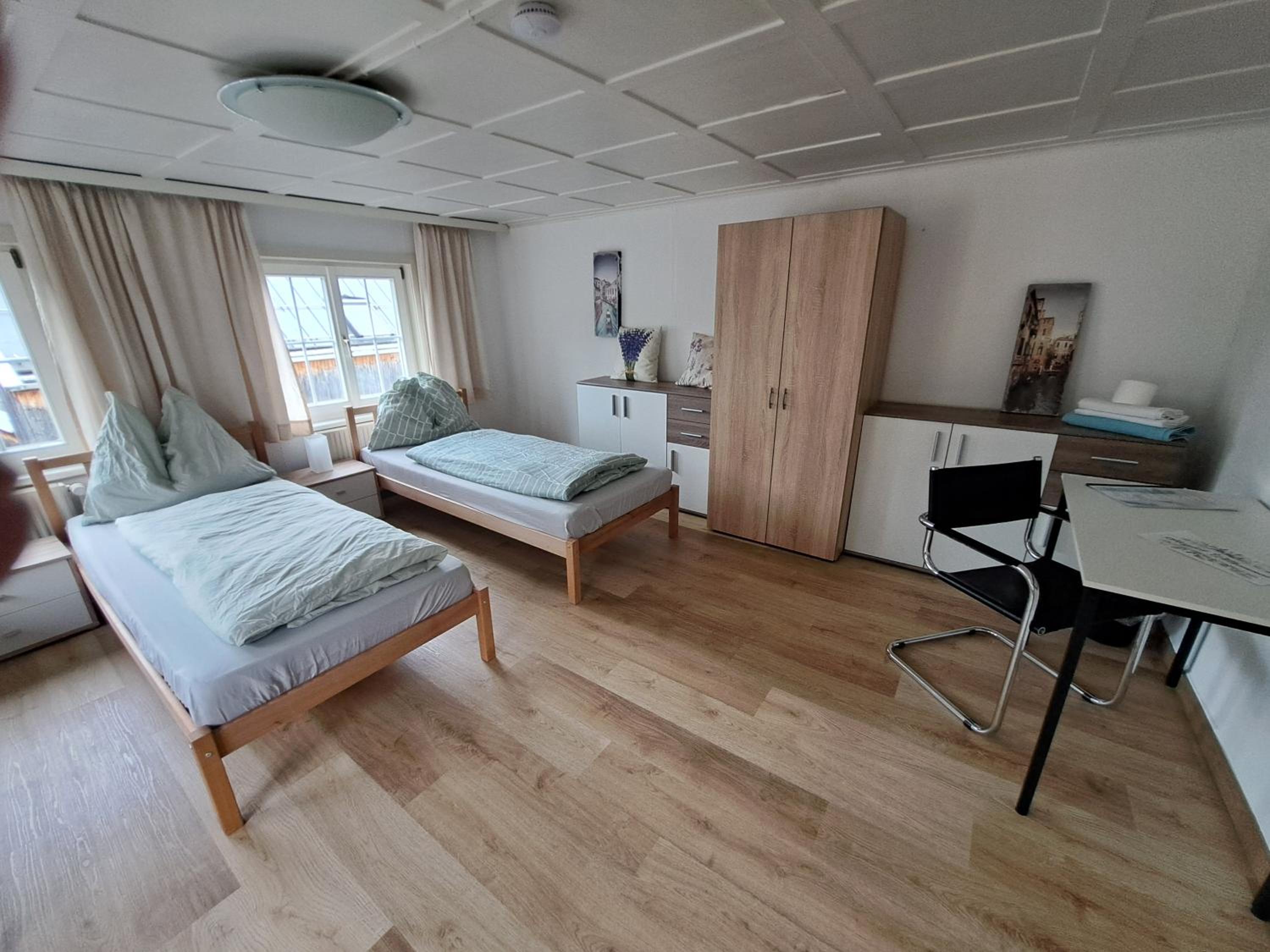 ZADRA Home