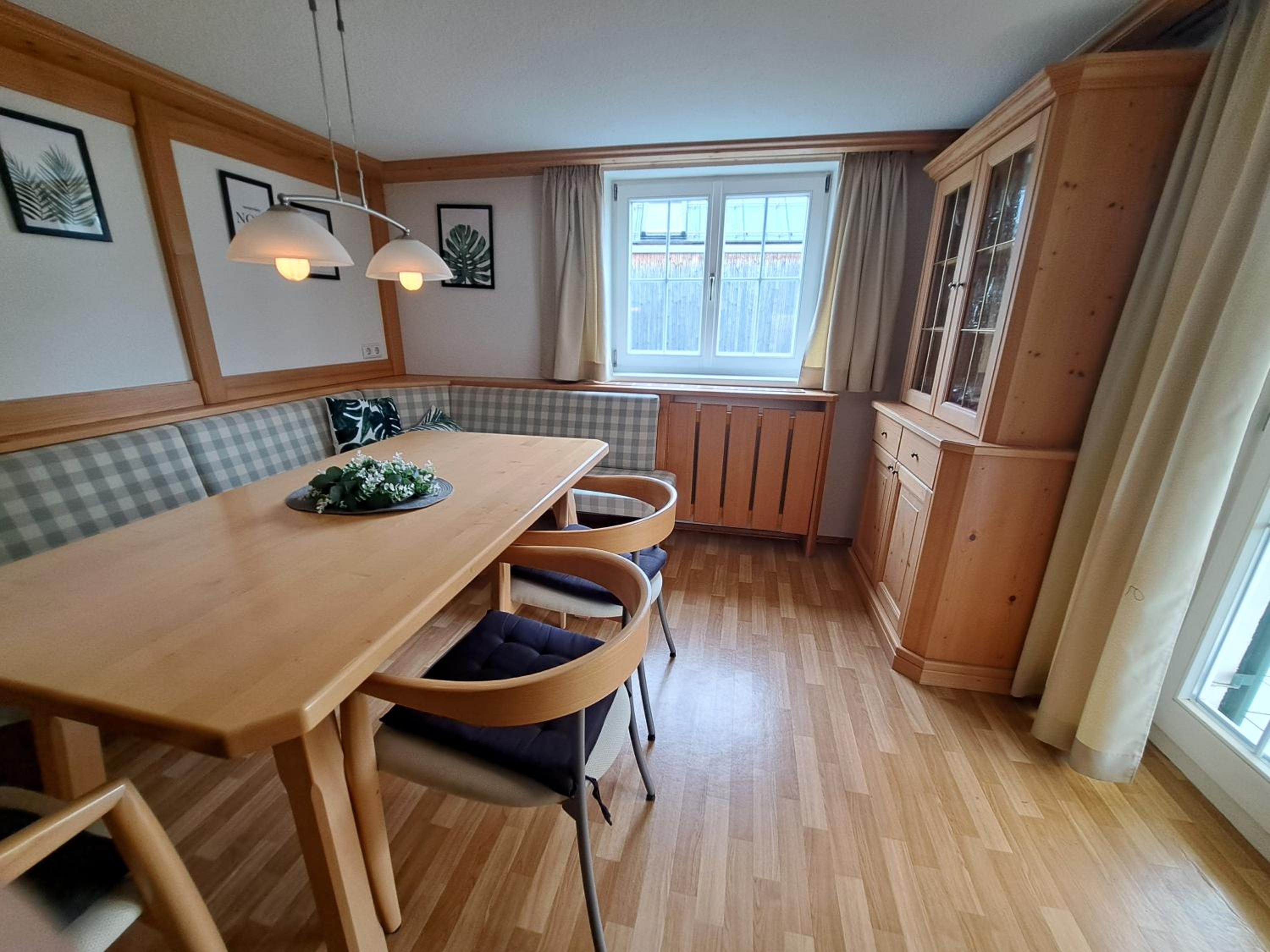 ZADRA Home