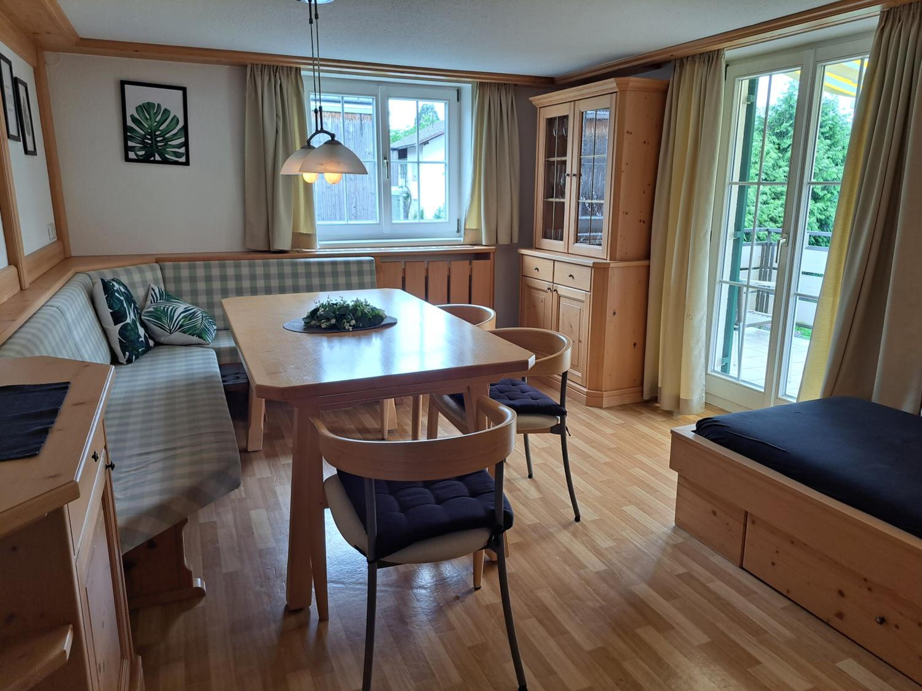ZADRA Home