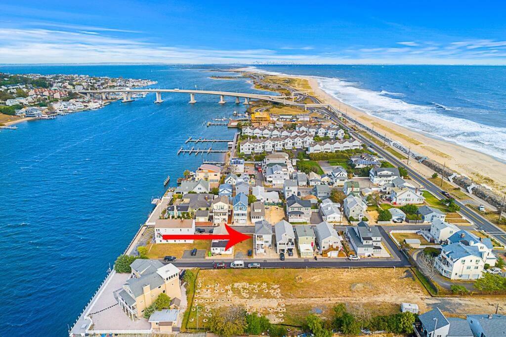 Luxurious Sea Bright Home half block from beach! view 3