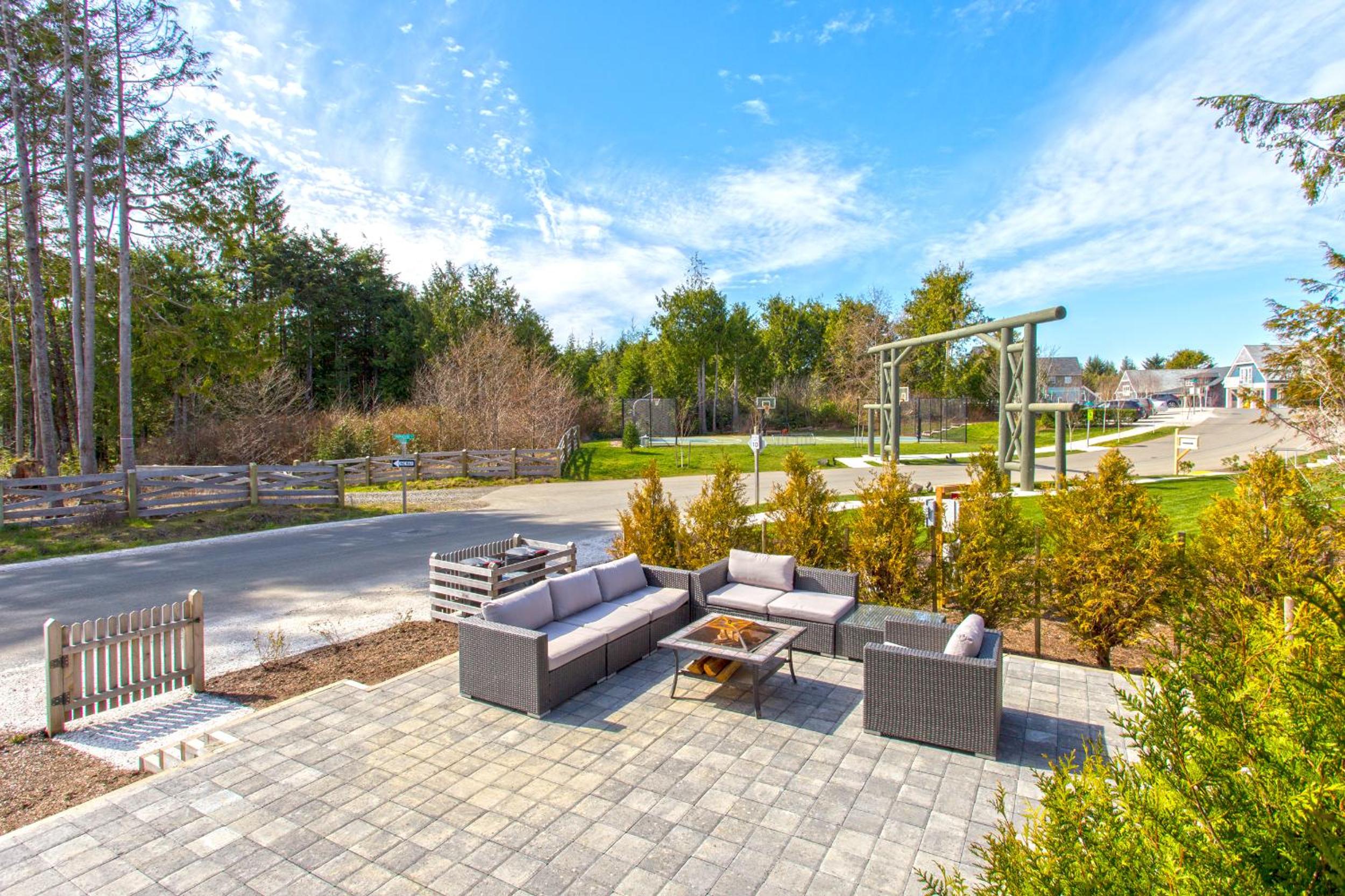 Acres Away by Seabrook Hospitality view 3