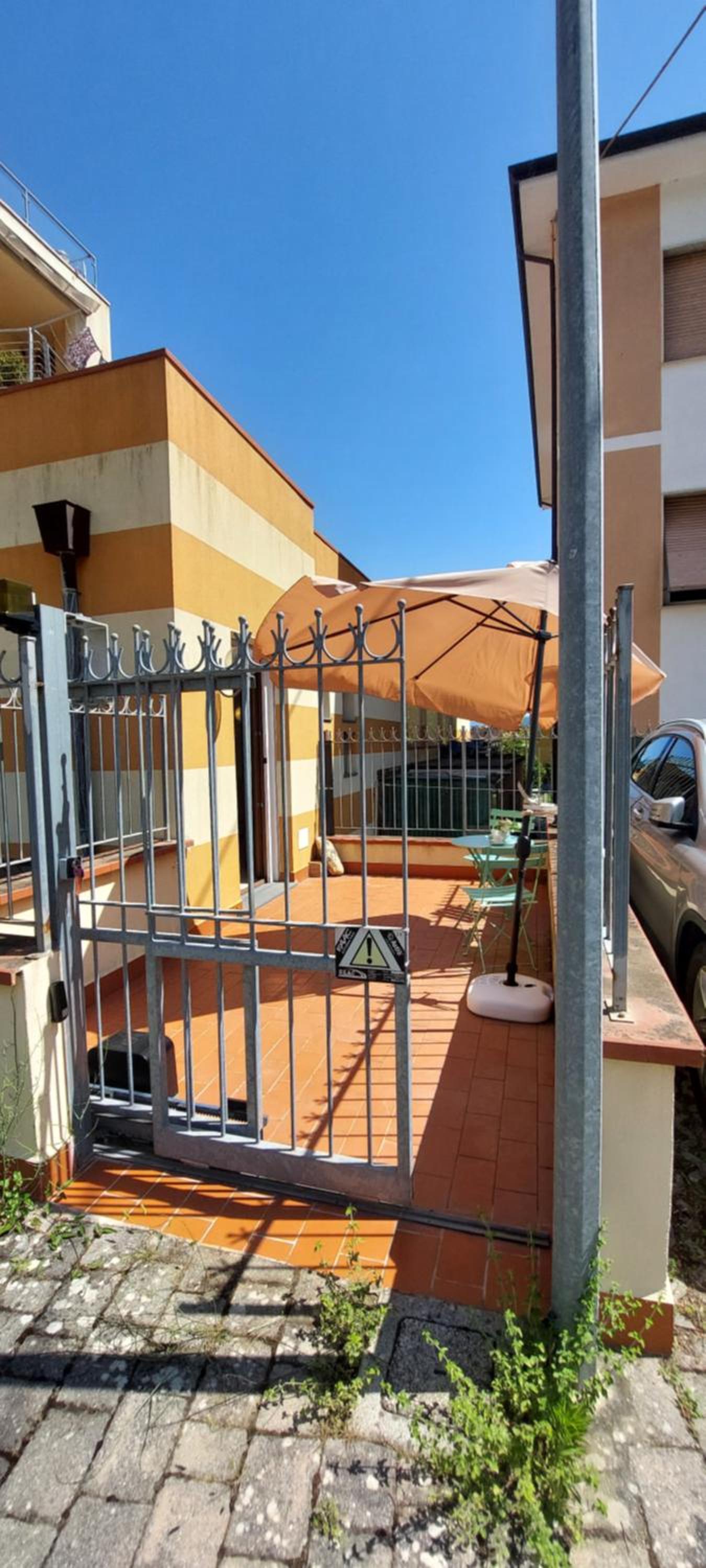 Appartamento con posteggio privato view 4