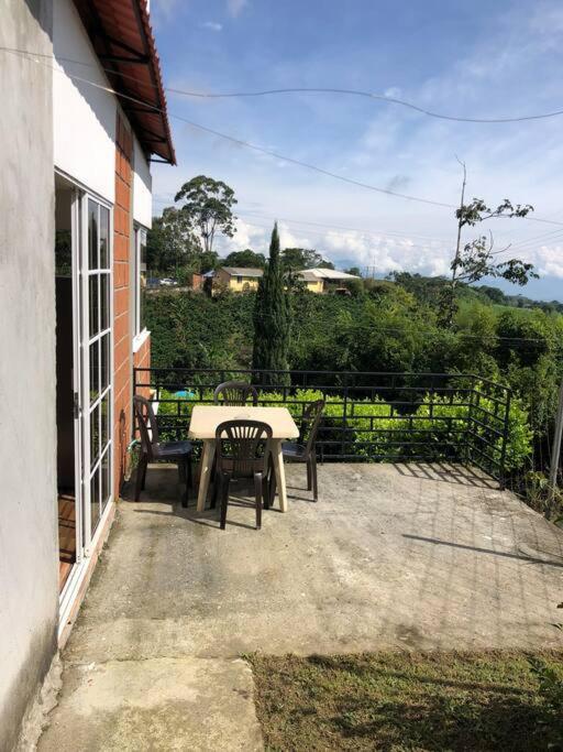 Palestina apartamento rural cálido y acogedor