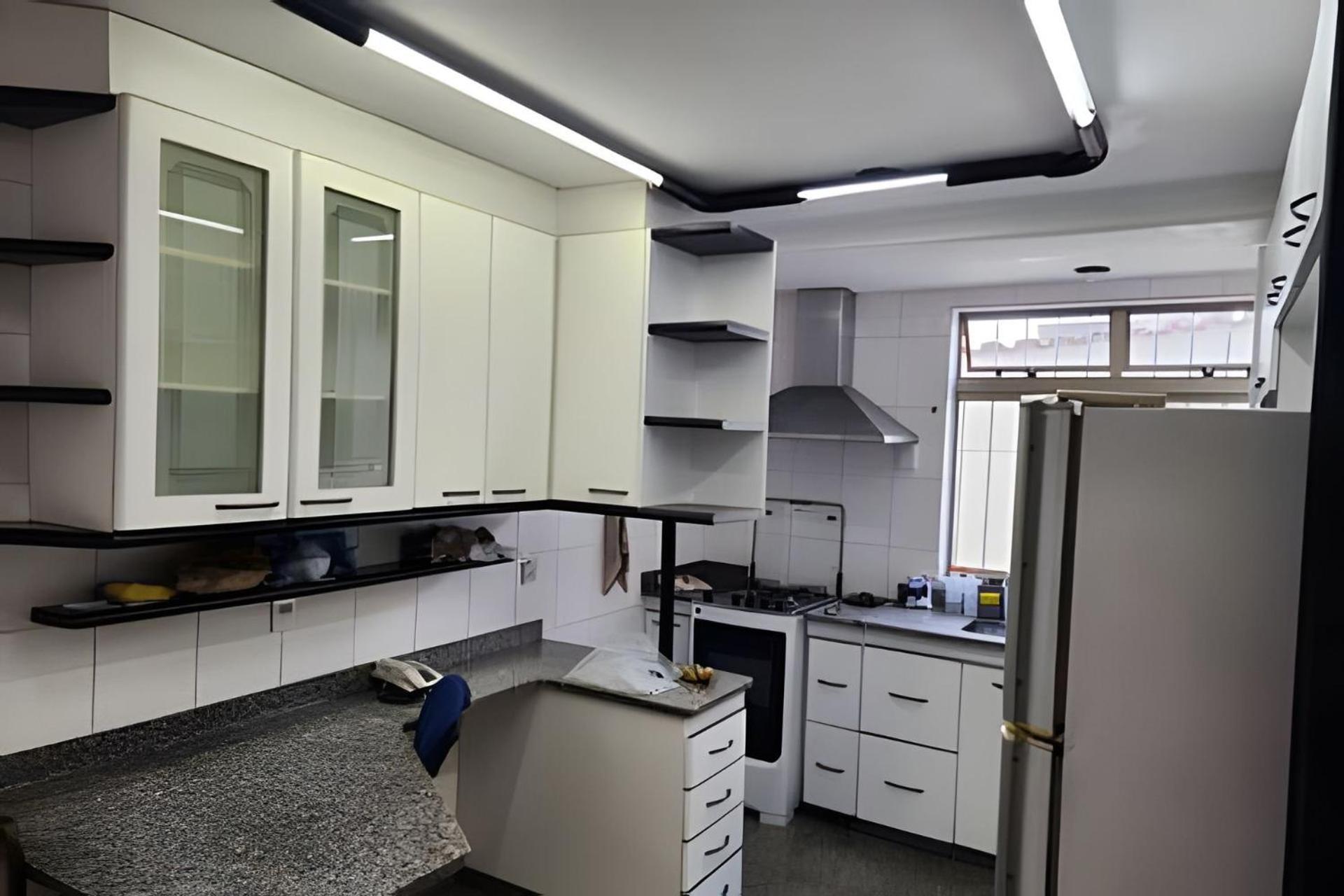 Casa no Santa Efigênia 5 quartos sendo 3 Suítes