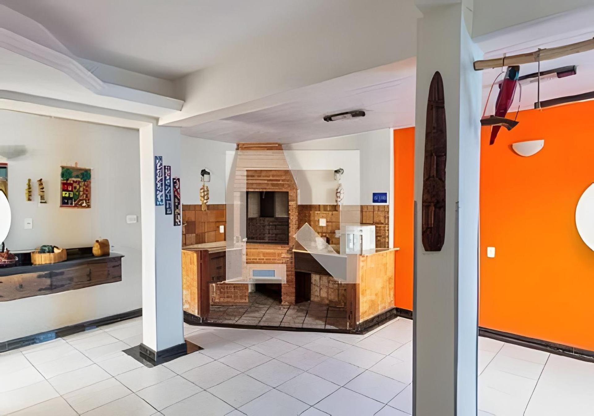 Casa no Santa Efigênia 5 quartos sendo 3 Suítes