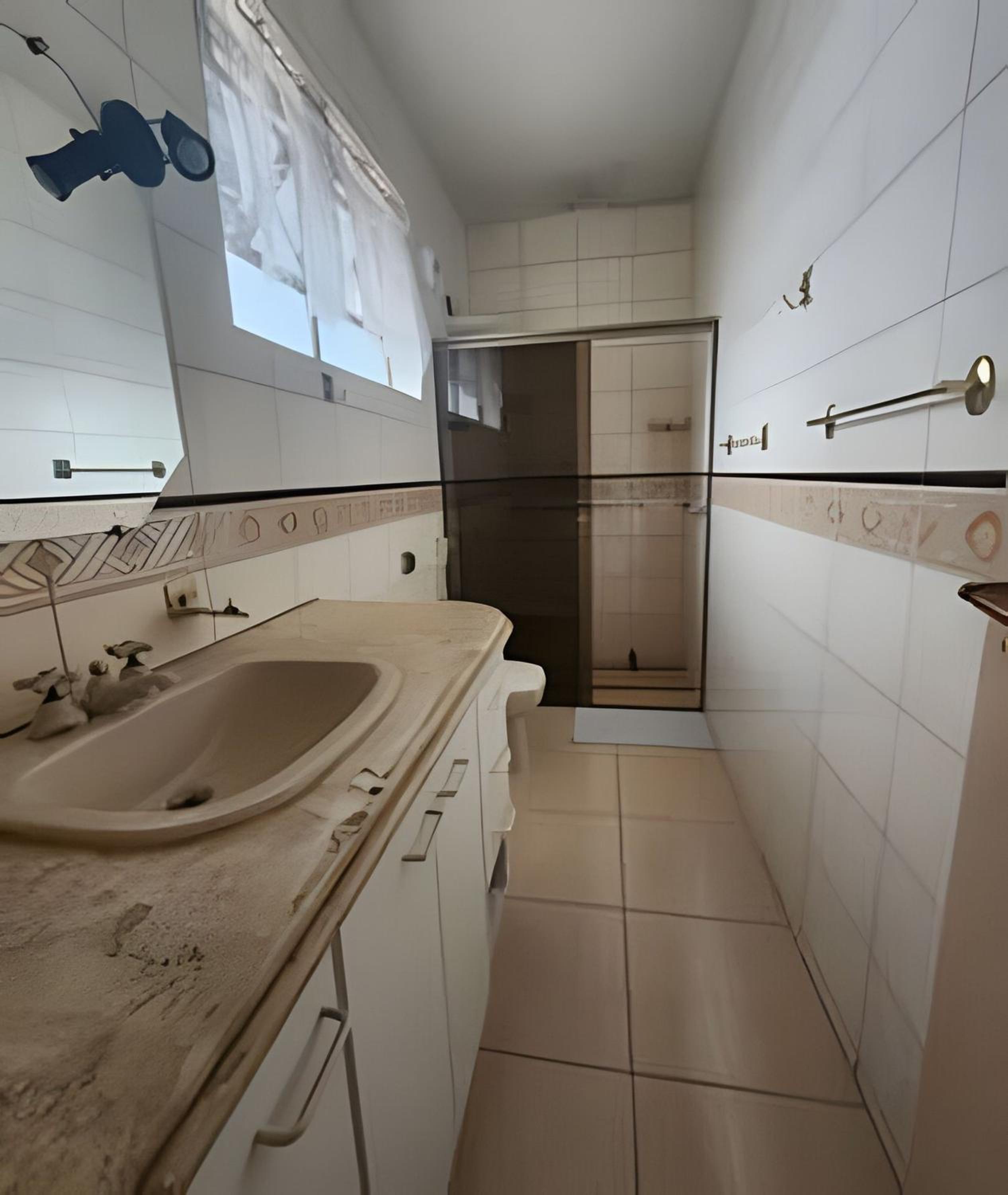 Casa no Santa Efigênia 5 quartos sendo 3 Suítes
