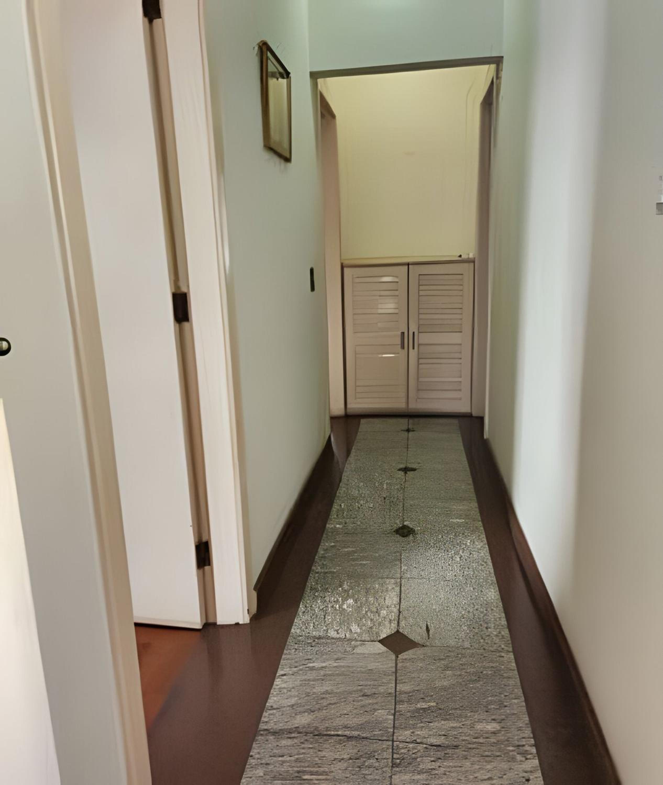 Casa no Santa Efigênia 5 quartos sendo 3 Suítes