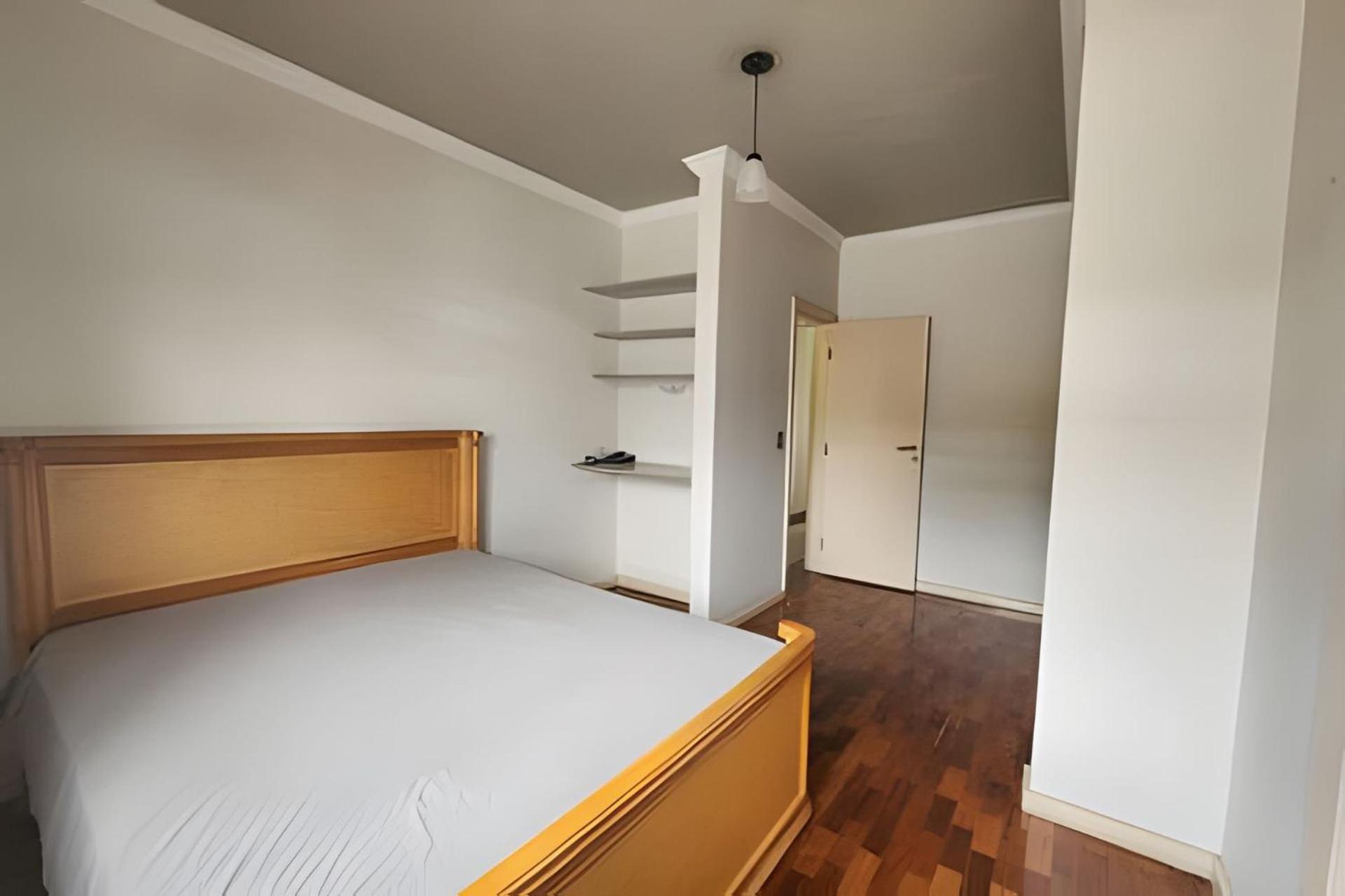 Casa no Santa Efigênia 5 quartos sendo 3 Suítes