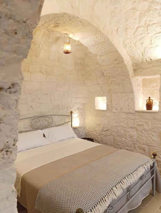 Trulli Fortunato private, heated swimming pool