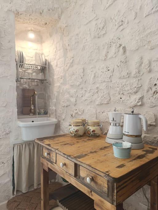 Trulli Fortunato private, heated swimming pool