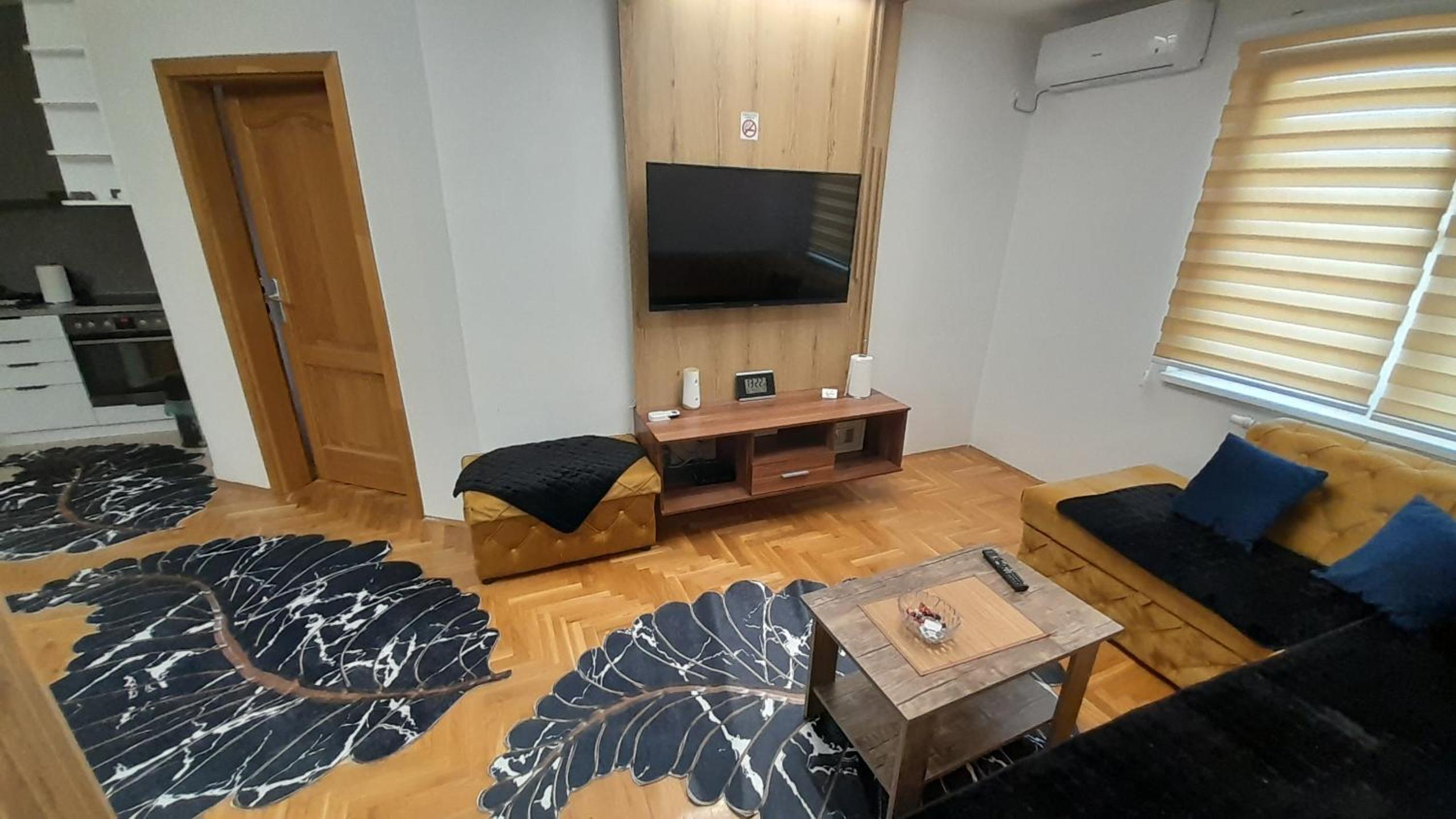 JACUZZI for RELAX - HOLLYWOOD Apartment, STUP, Sarajevo
