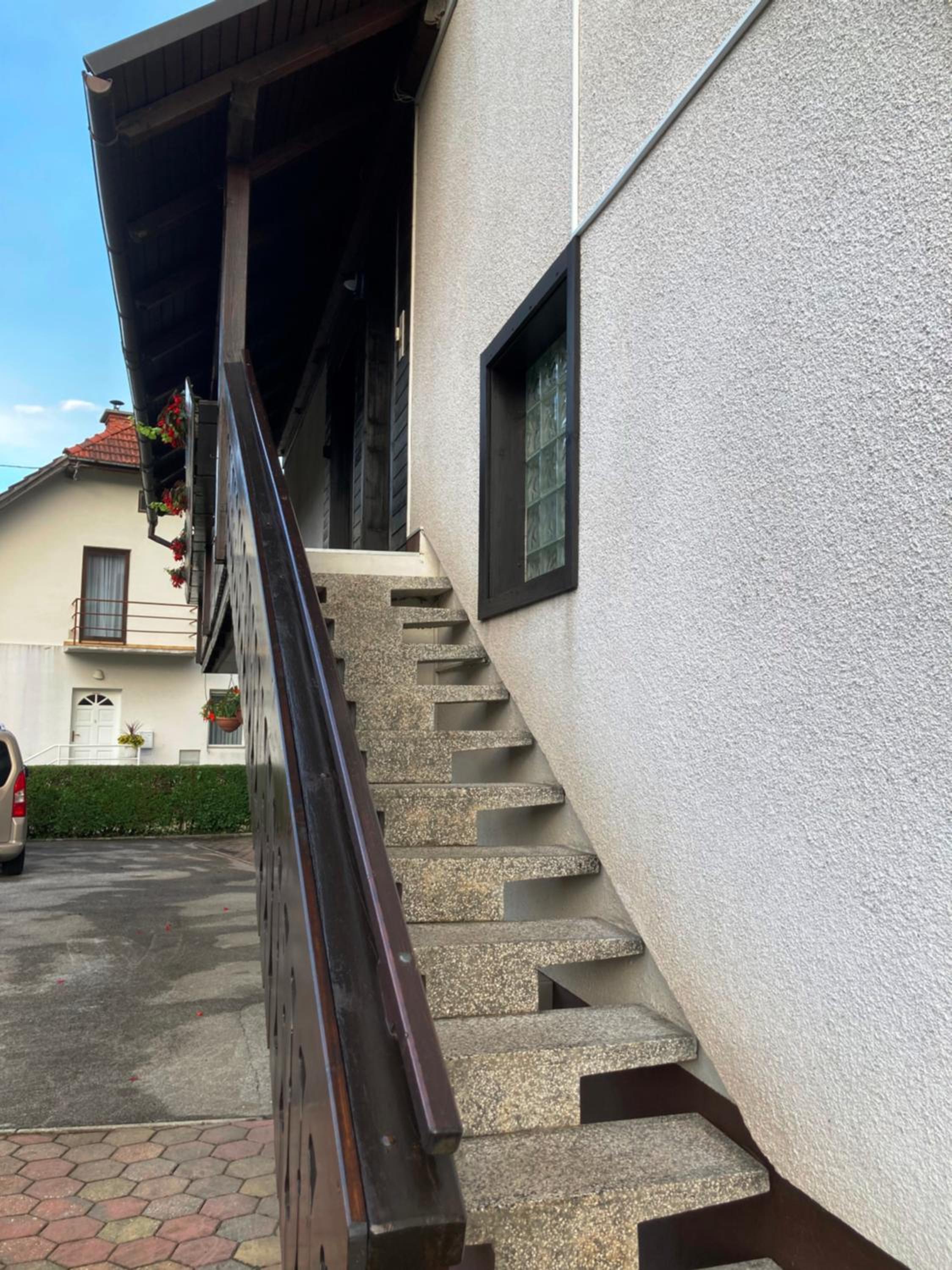 Apartma Tinkara