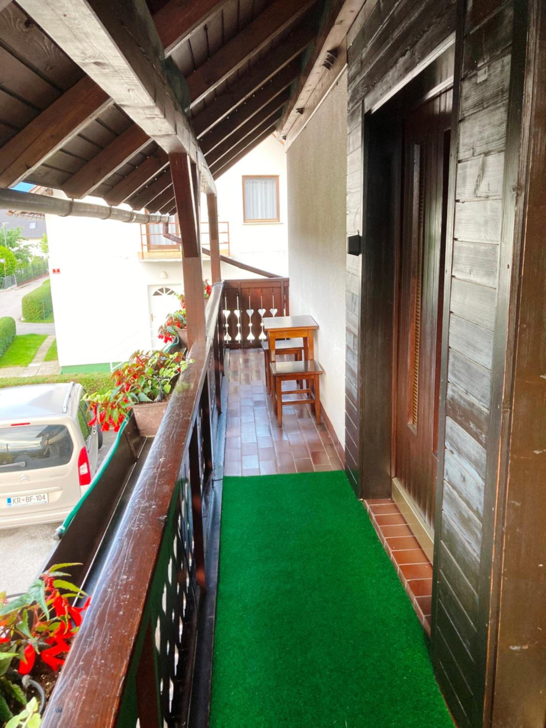 Apartma Tinkara