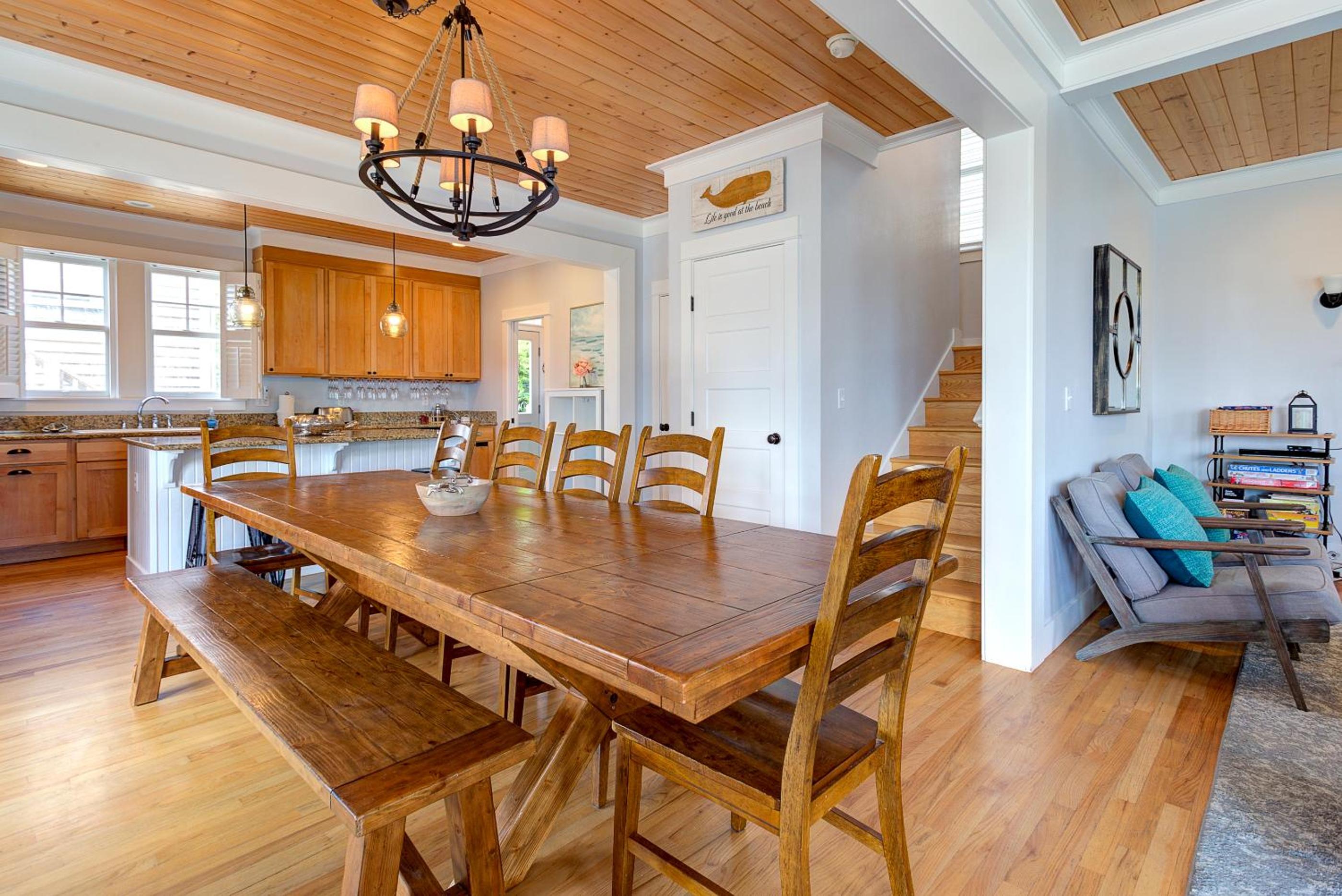 Blue Lantern Cottage by Seabrook Hospitality view 5