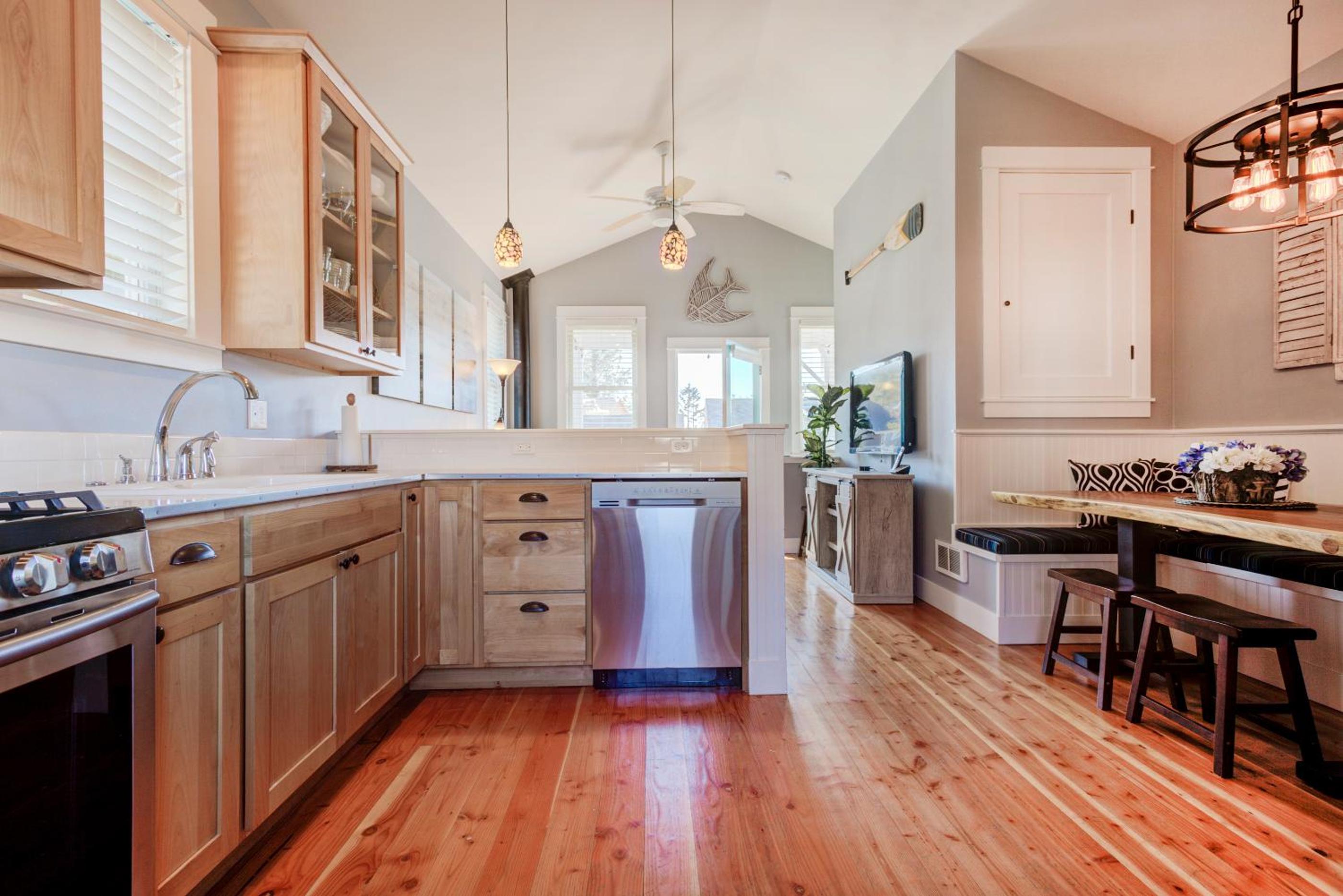 Bluebell Cottage by Seabrook Hospitality