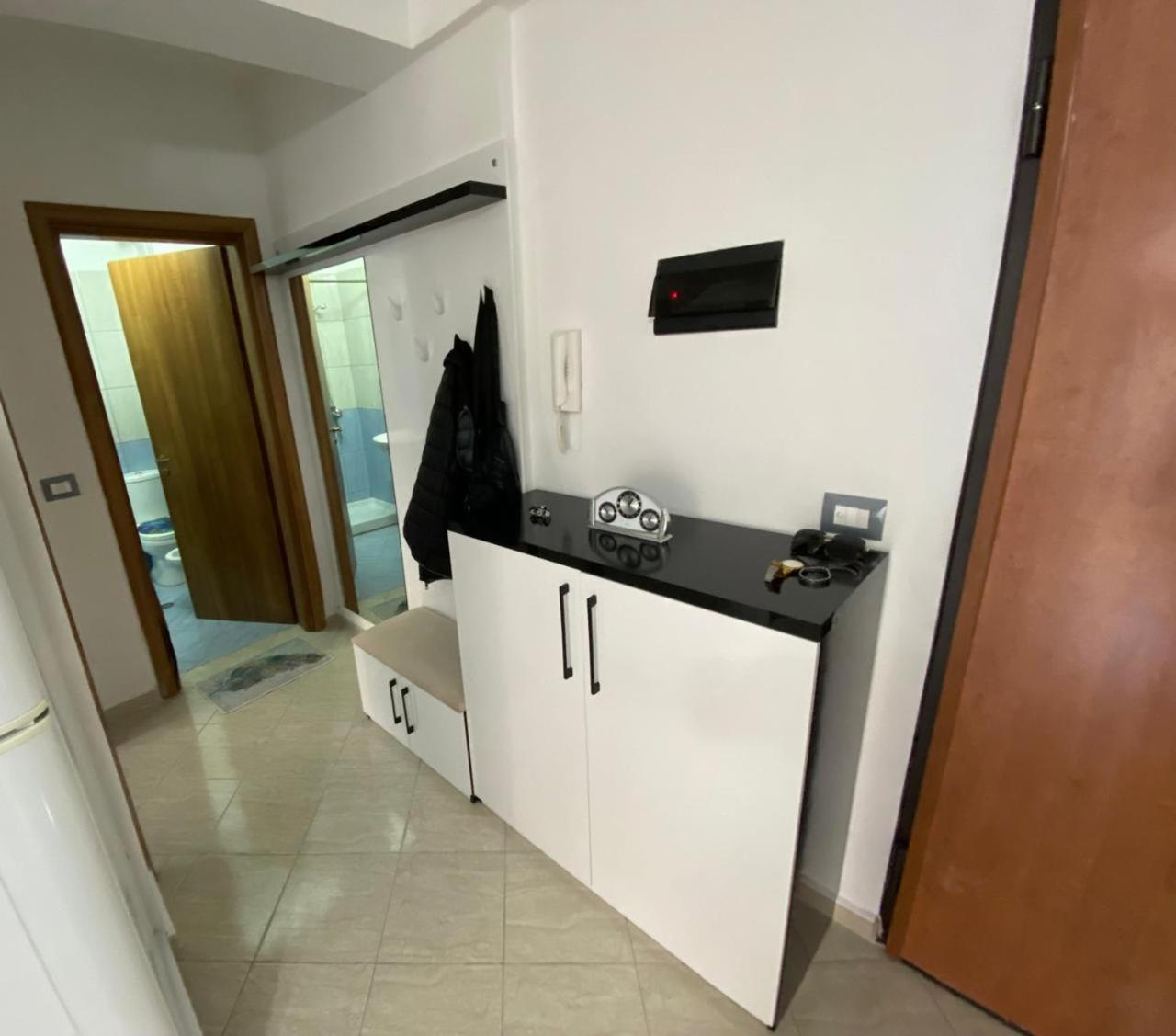 Liam Apartments
