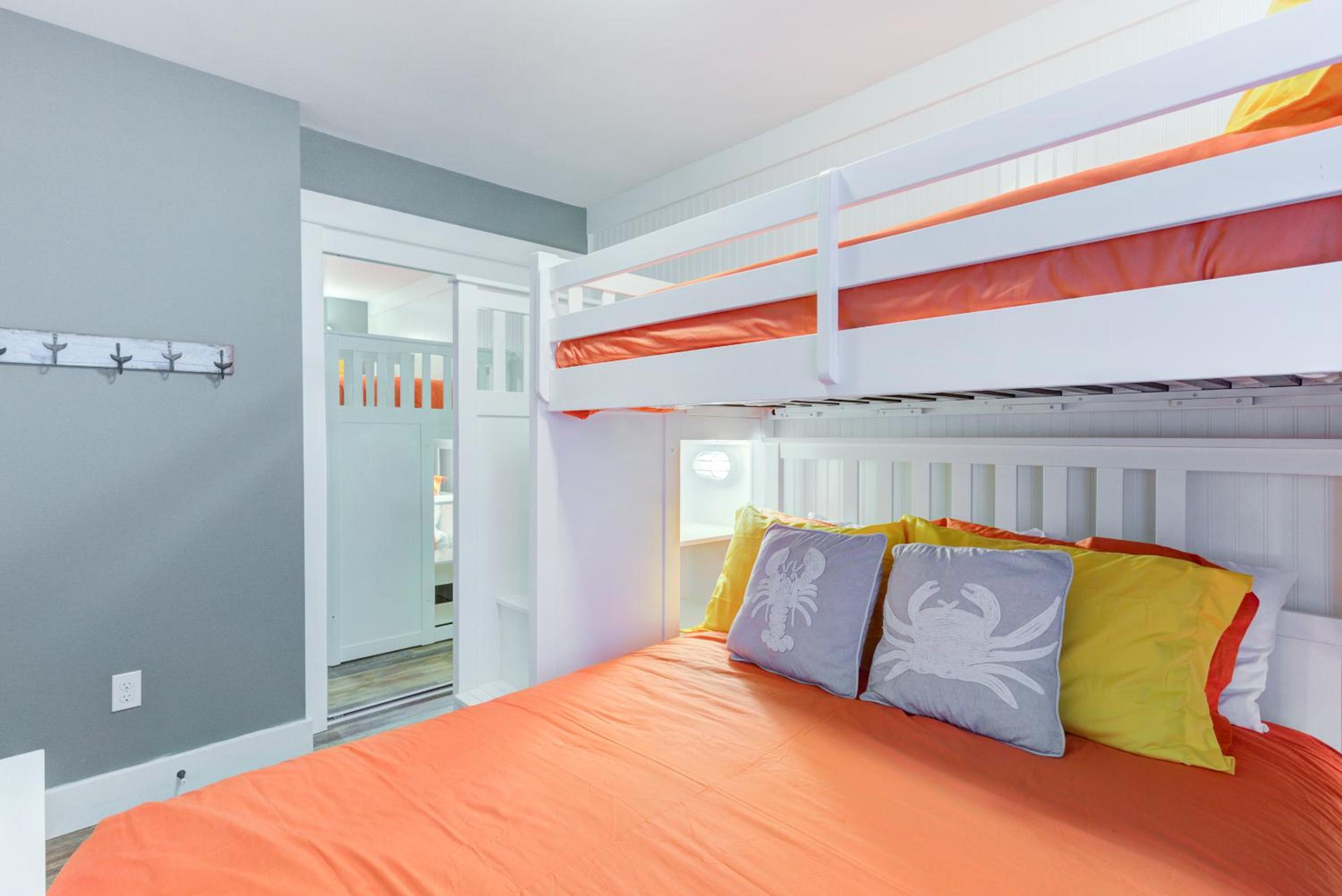 Bluebell Cottage by Seabrook Hospitality