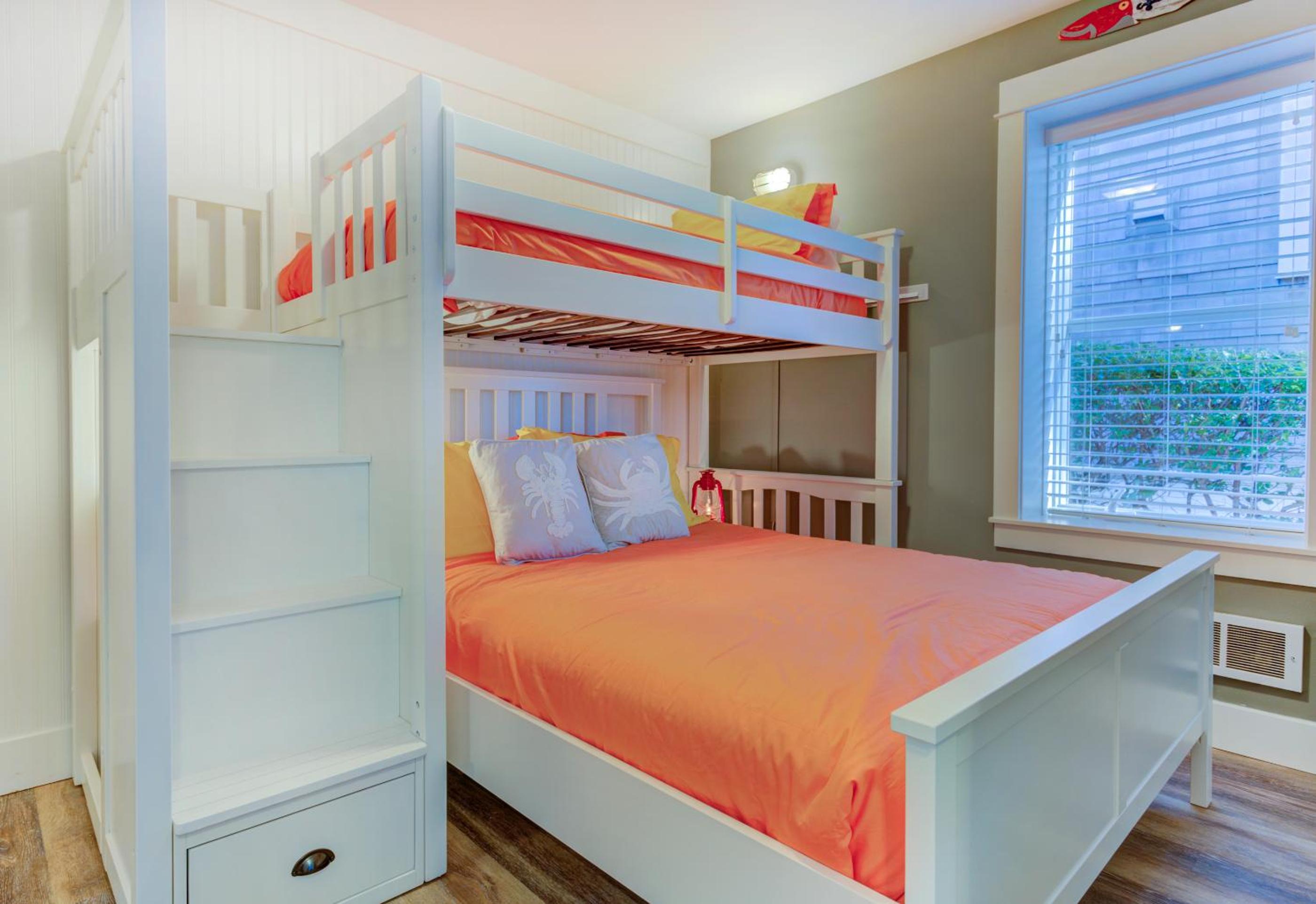 Bluebell Cottage by Seabrook Hospitality