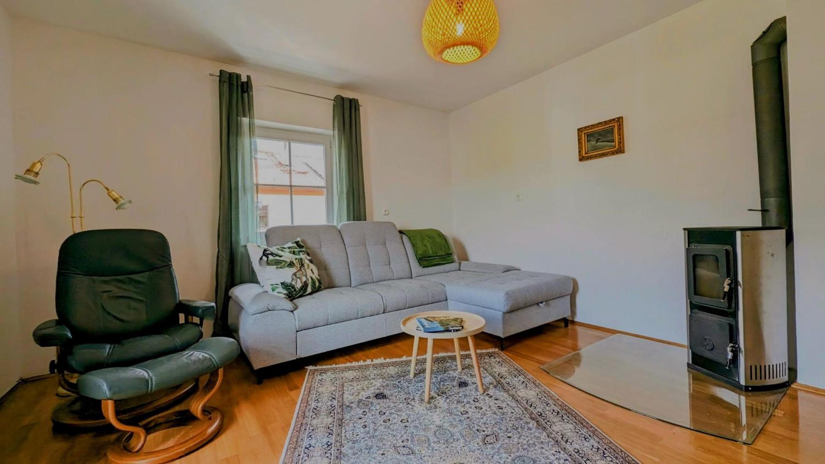 Ferienwohnung Straußstrasse