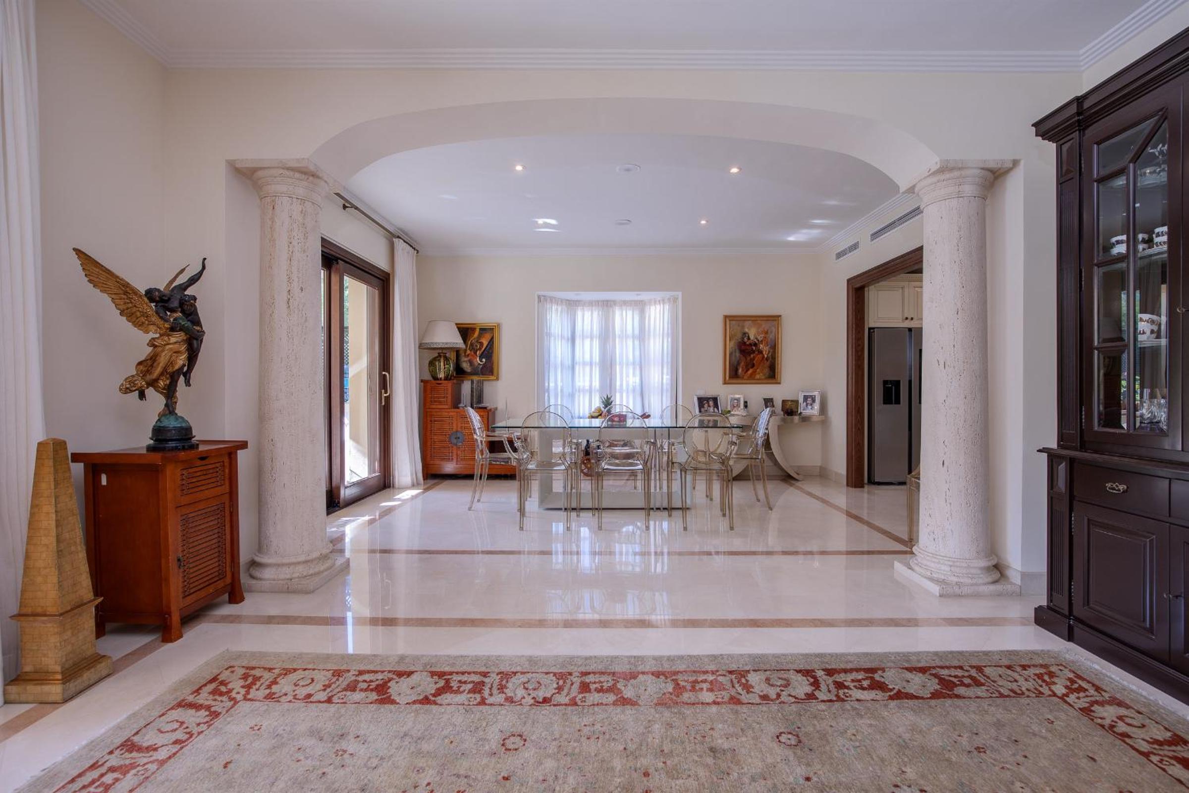Magnifica Villa con Piscina en Los Arqueros Golf