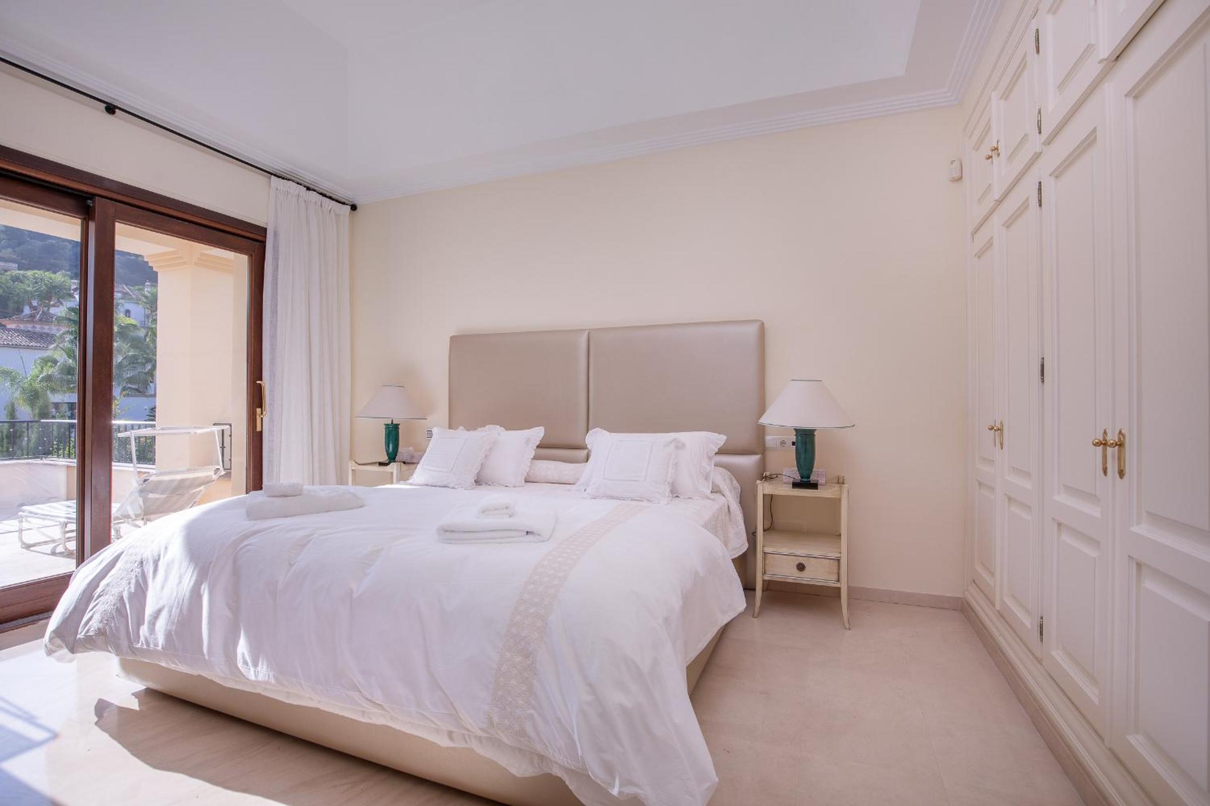 Magnifica Villa con Piscina en Los Arqueros Golf
