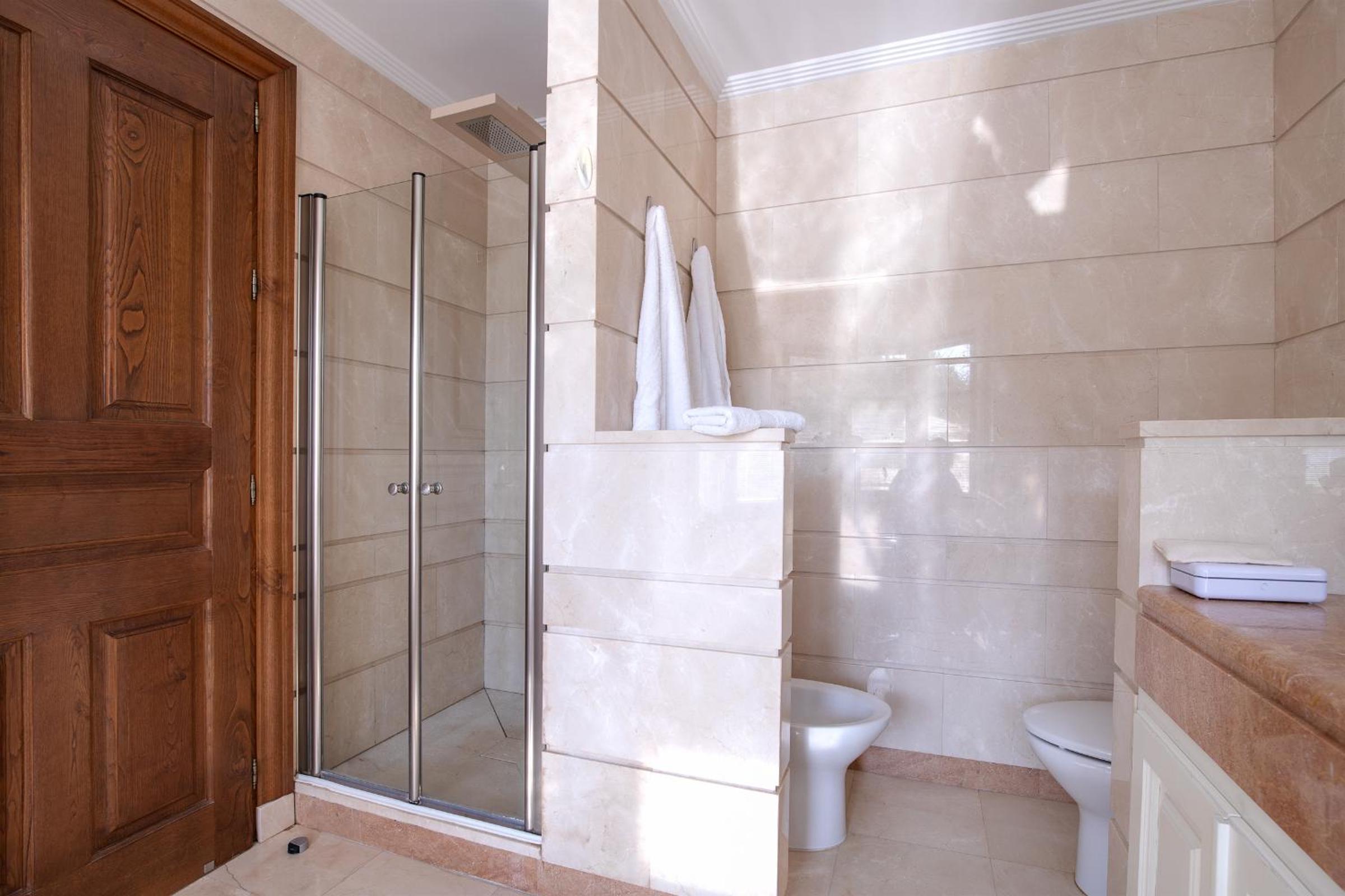 Magnifica Villa con Piscina en Los Arqueros Golf