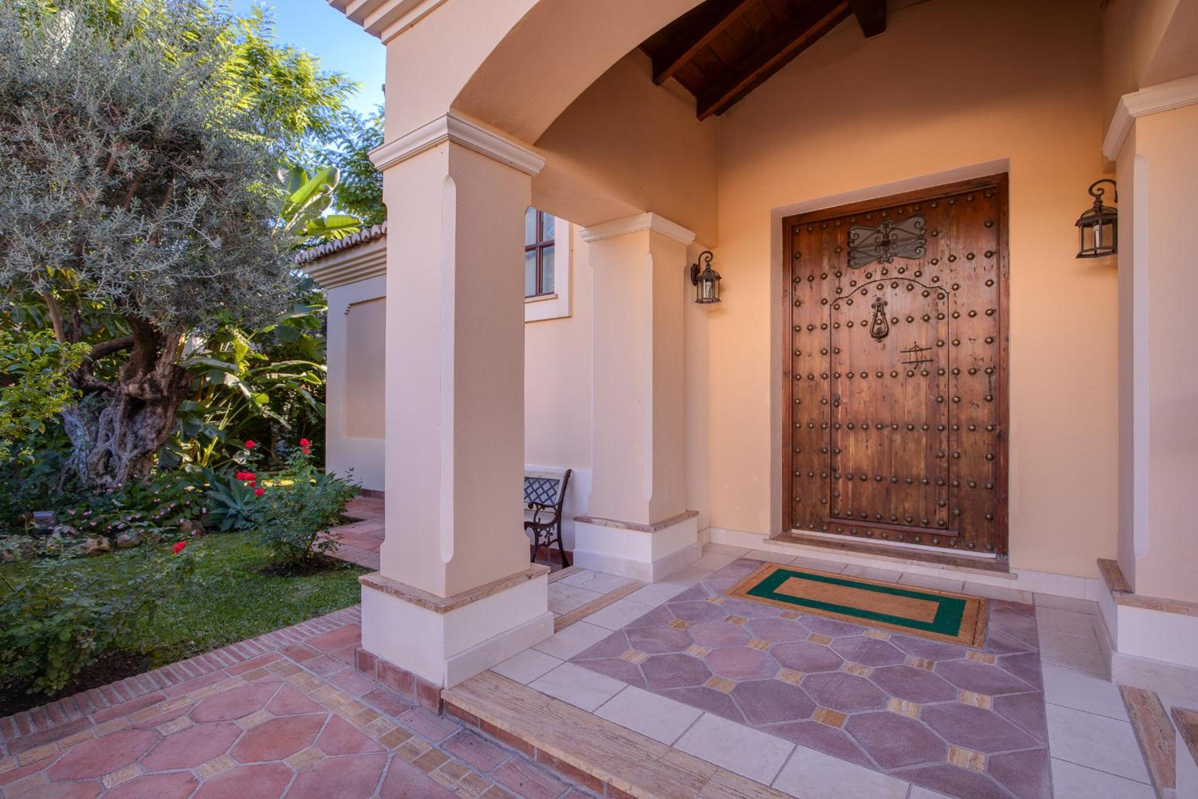 Magnifica Villa con Piscina en Los Arqueros Golf