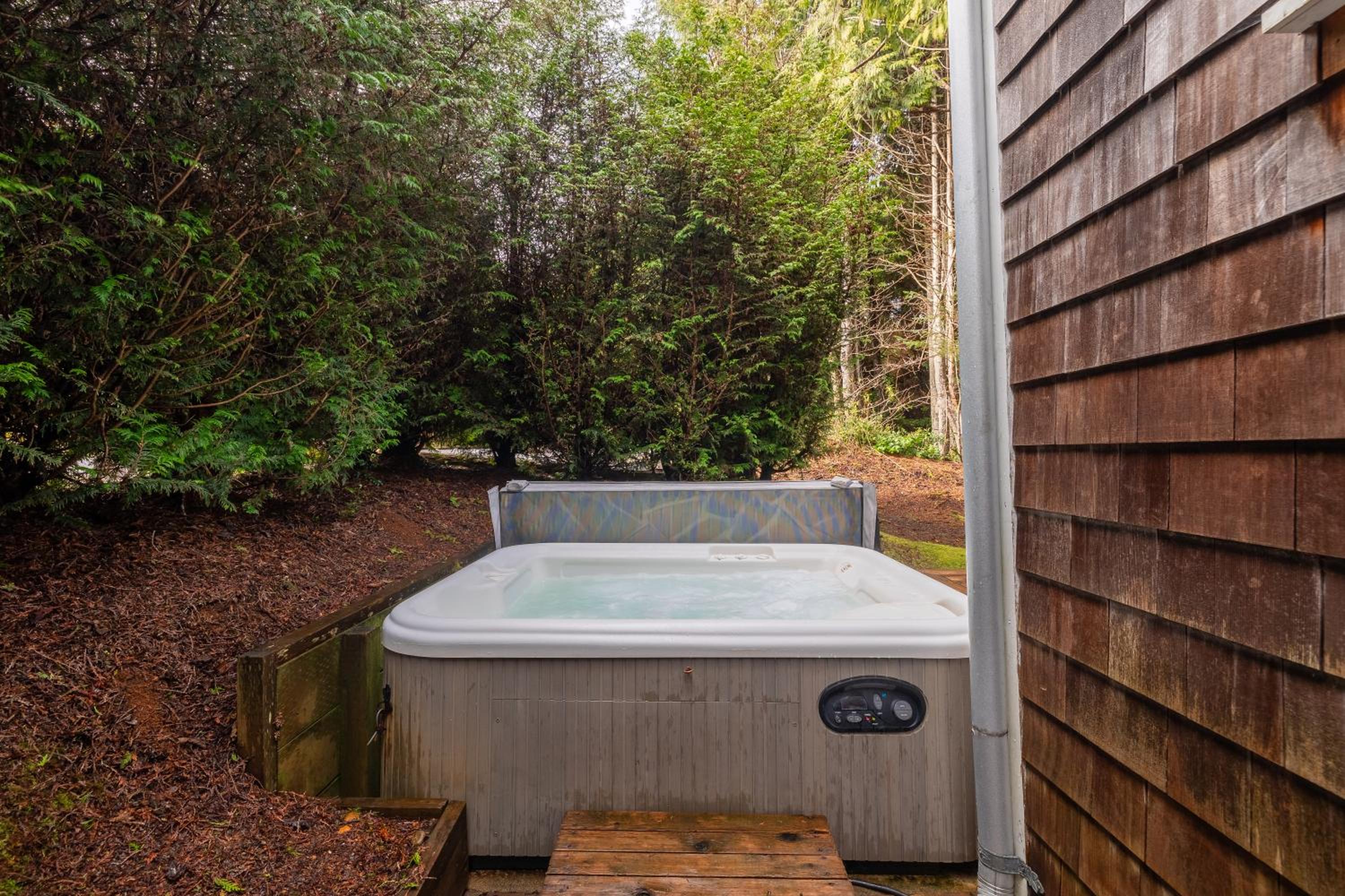 Book at the Beach by Seabrook Hospitality view 3