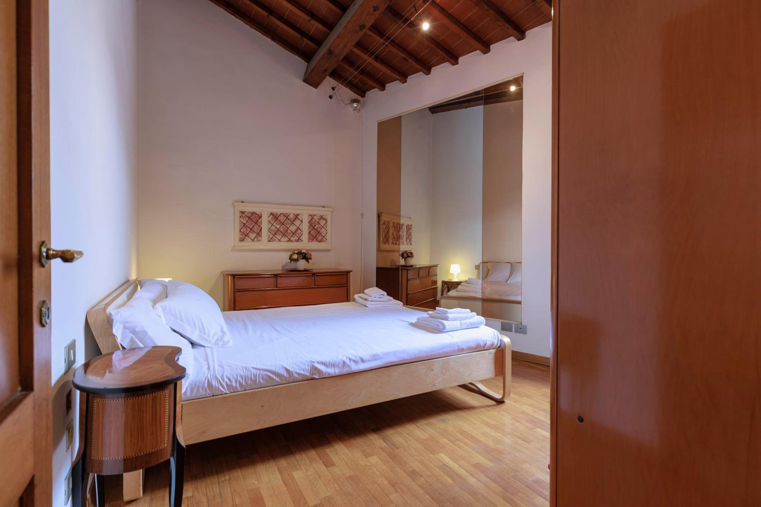 Savonarola Loft