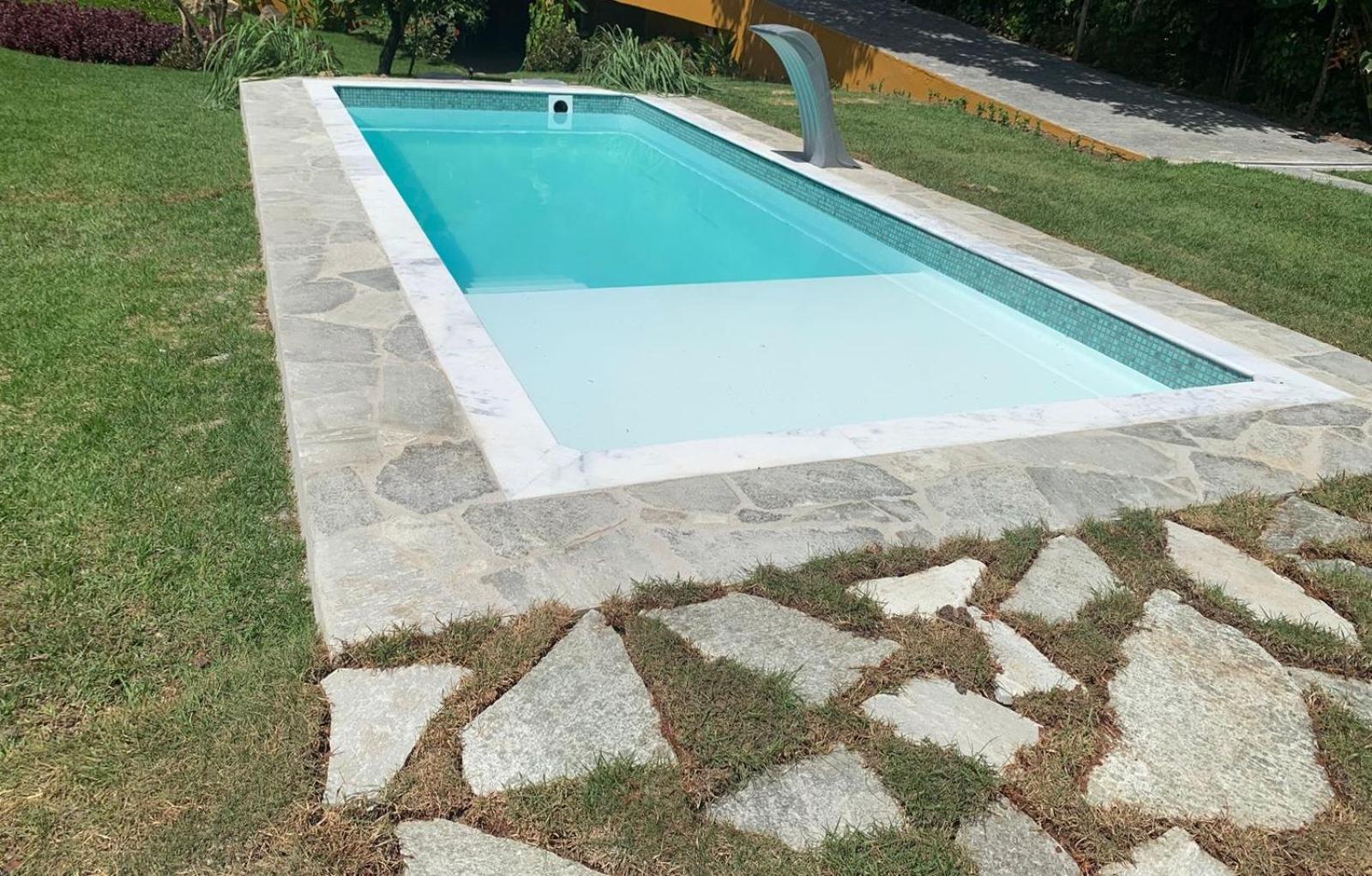 Casas aconchegantes com piscina na encantadora Praia das Cigarras