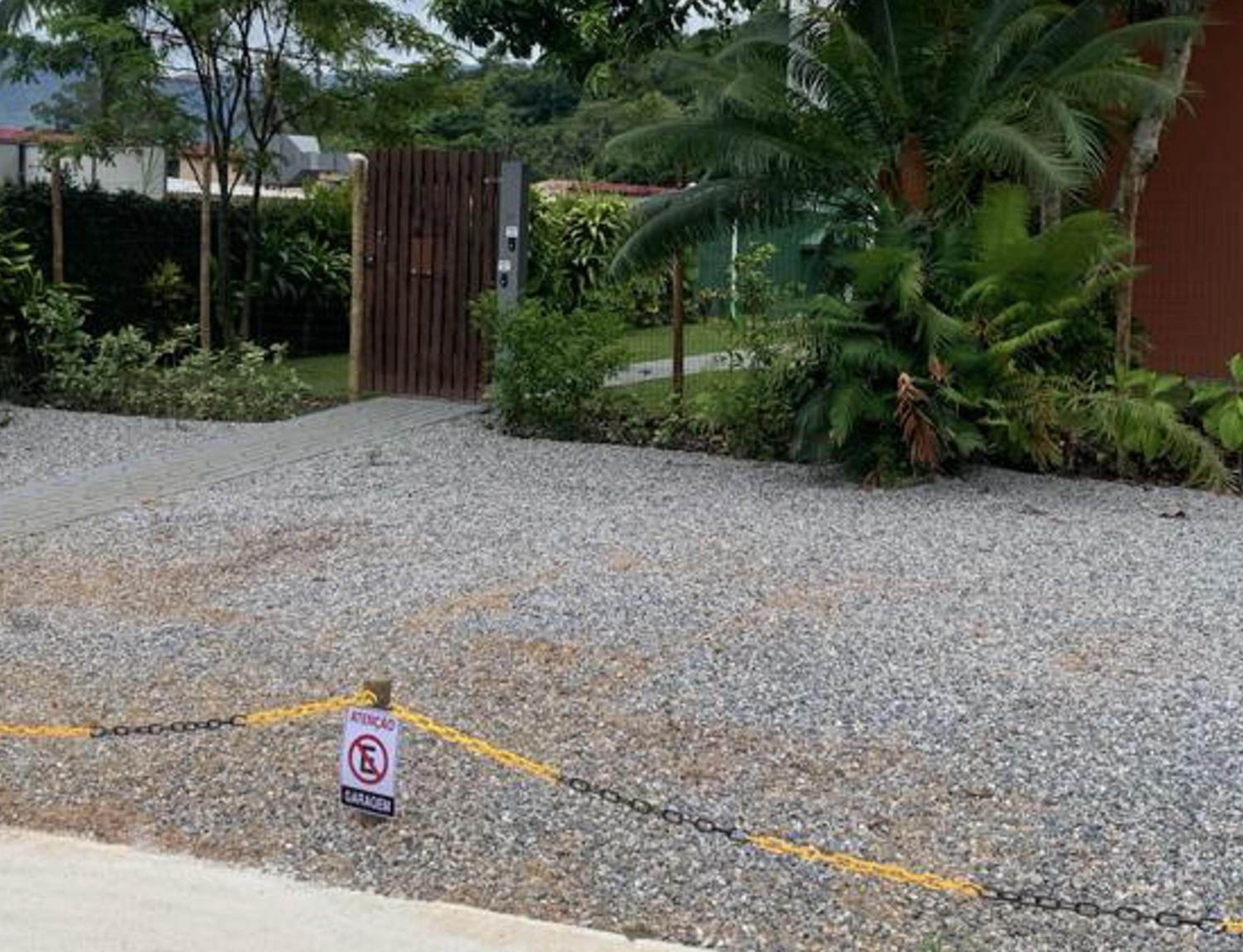 Casas aconchegantes com piscina na encantadora Praia das Cigarras