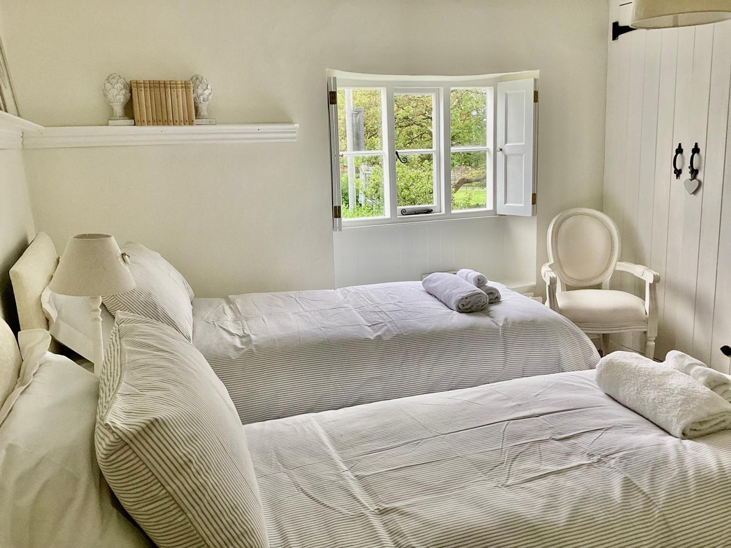 Glastonbury Vacations - Tythe Barn Cottage - Property Image 4