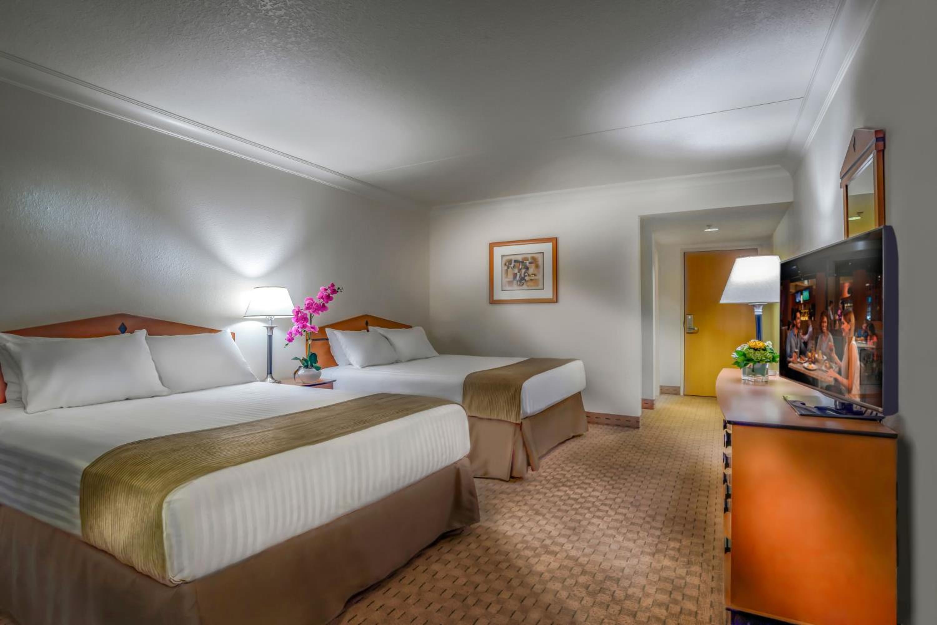 Las Vegas Vacations - The STRAT Hotel, Casino  Tower - Property Image 79