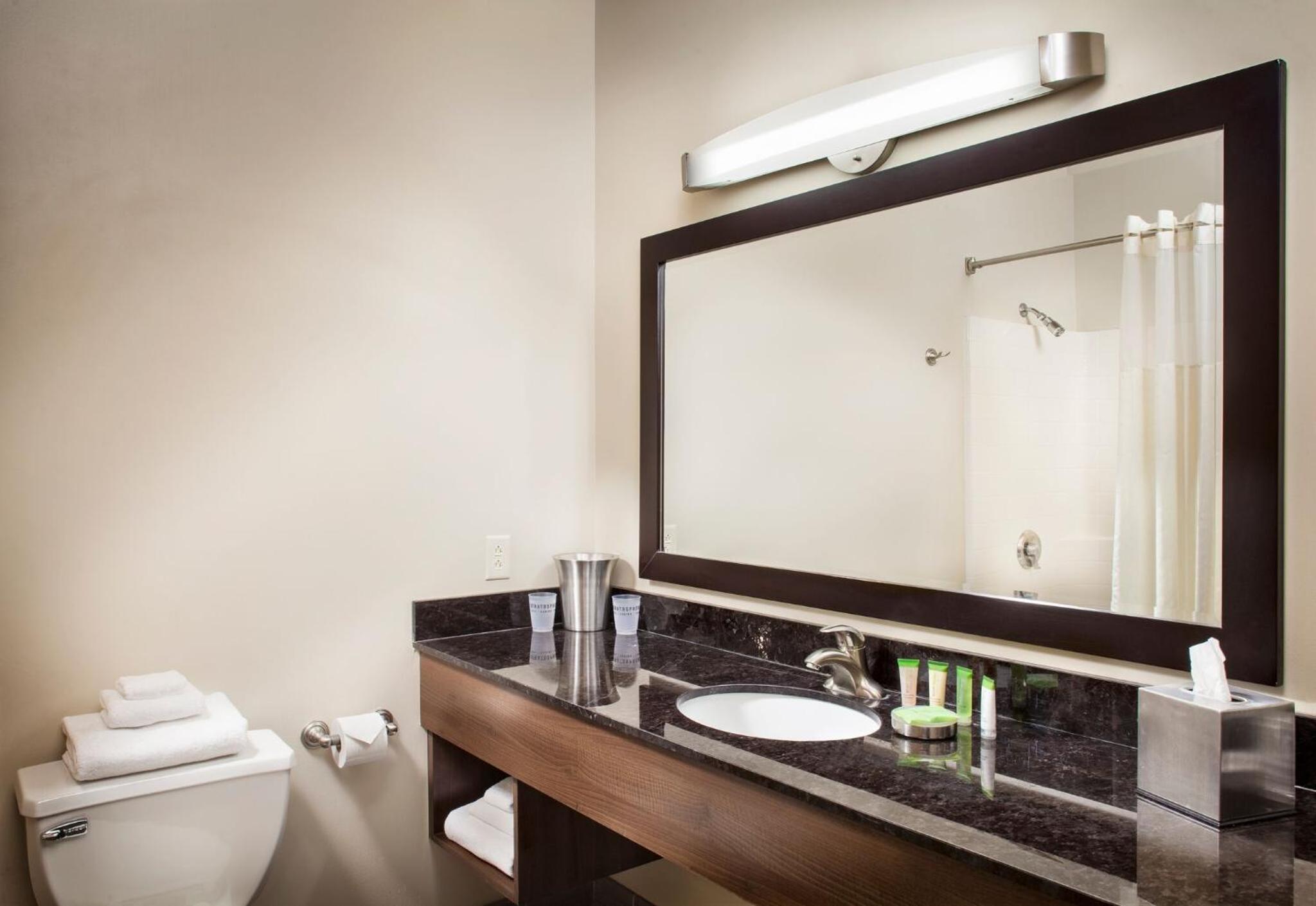 Las Vegas Vacations - The STRAT Hotel, Casino  Tower - Property Image 76