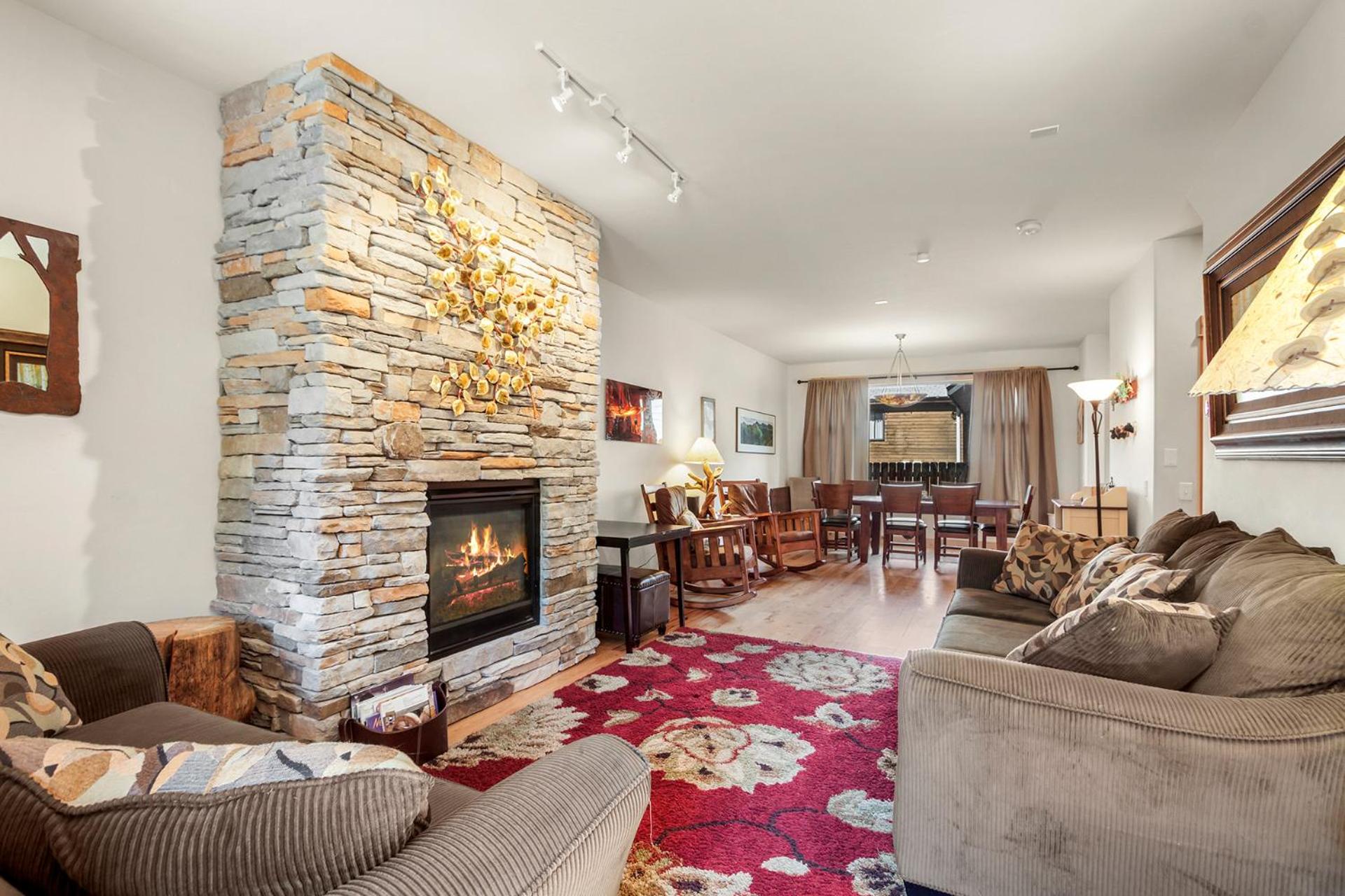 Frisco Retreat by Great Western Lodging view 2