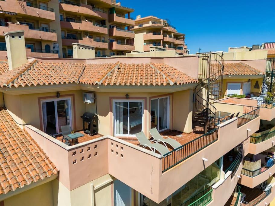 Penthouse Seaview - 3bed & 2bath