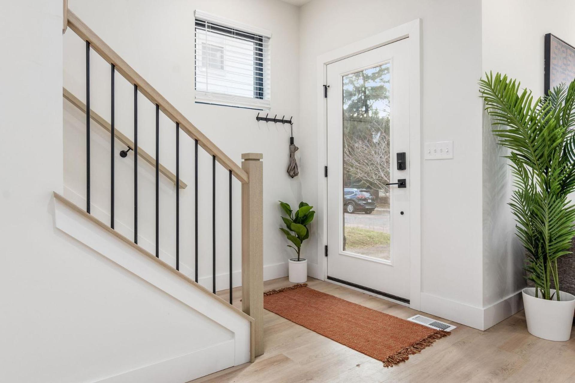 Stylish 4BR in Merion Village PD view 2