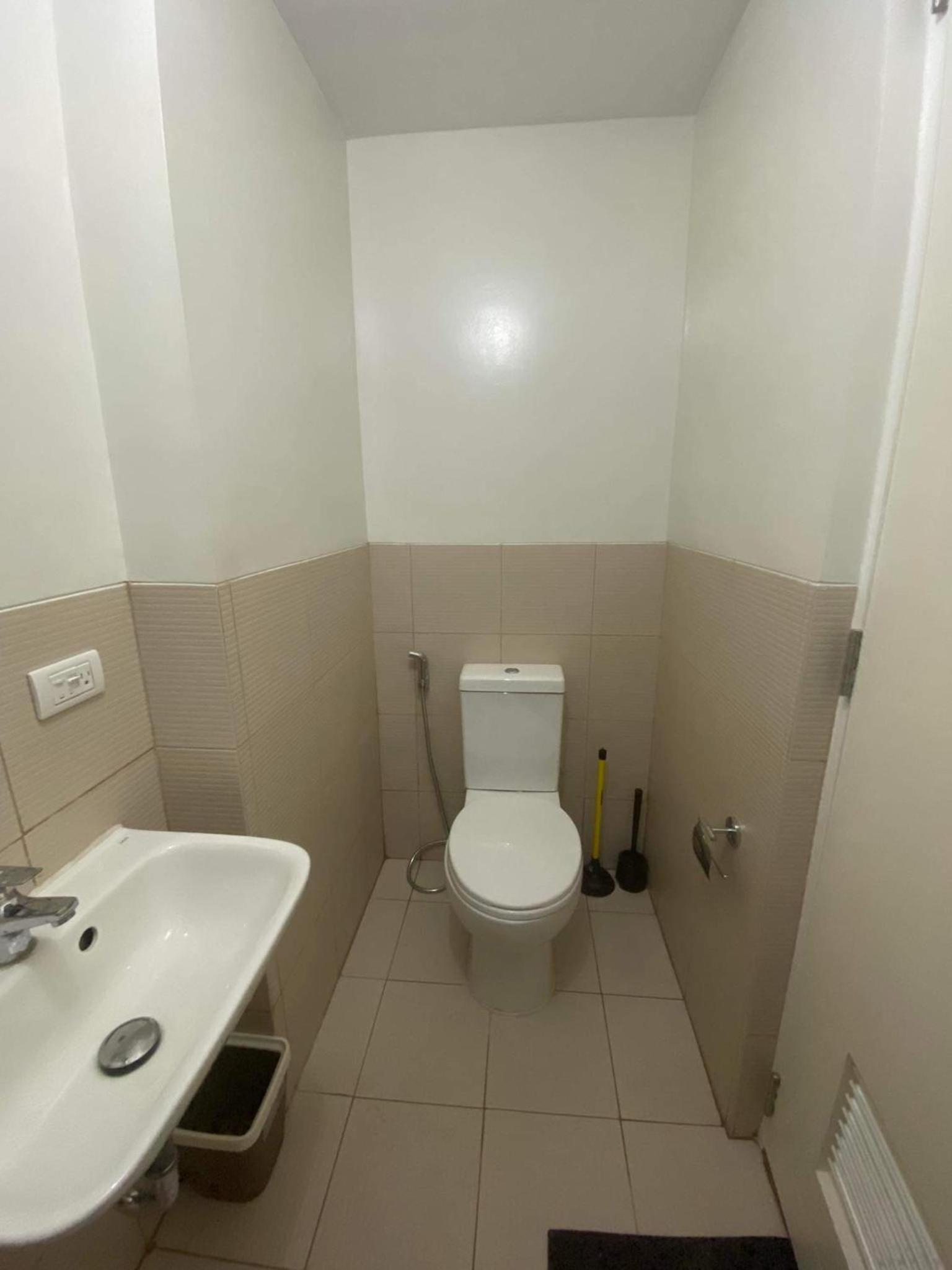 AMAZING VIEWS ACROSS SHANGRILA MALL and NEAR MEGAMALL GREENFIELD DISTRICT view 3