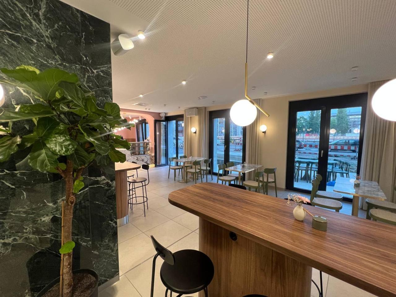 Cozy Apartment in Spandau Rauchstr with Garden View