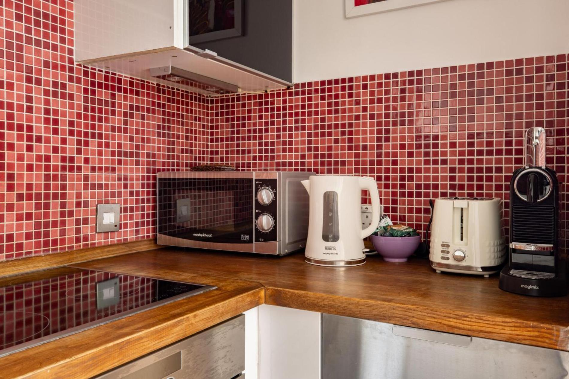Little Picnic in the Park - 1 Bedroom by Hyde Park