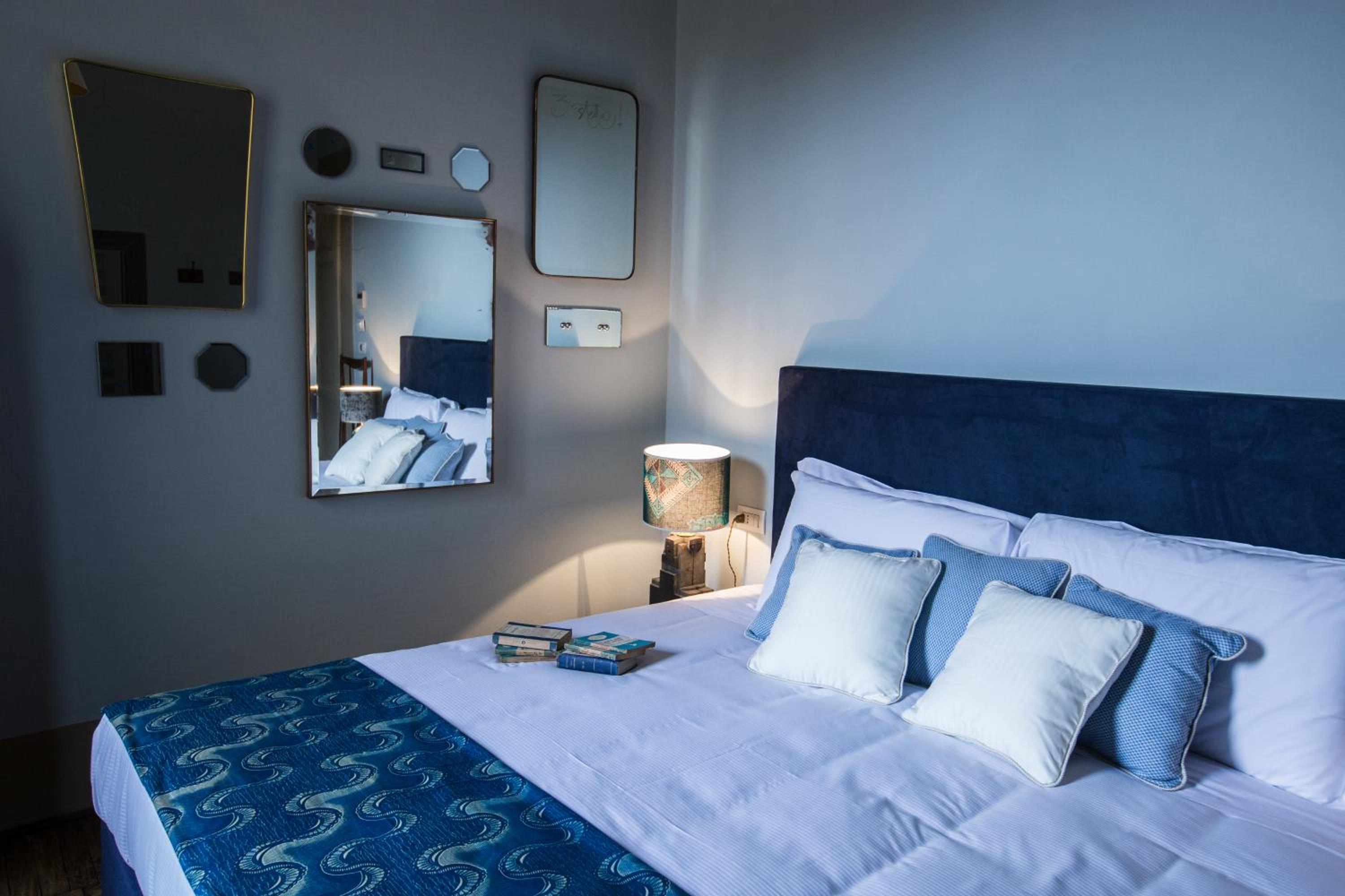 AdAstra Suites